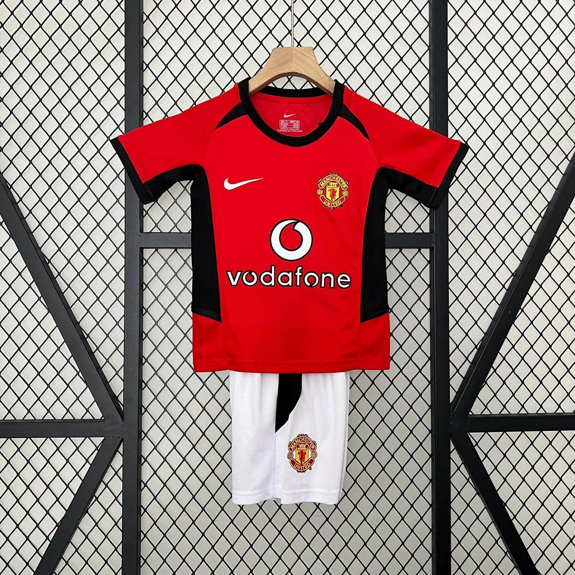 Manchester United Retro 02/04 Kids Home Jersey - JerseyLegacy