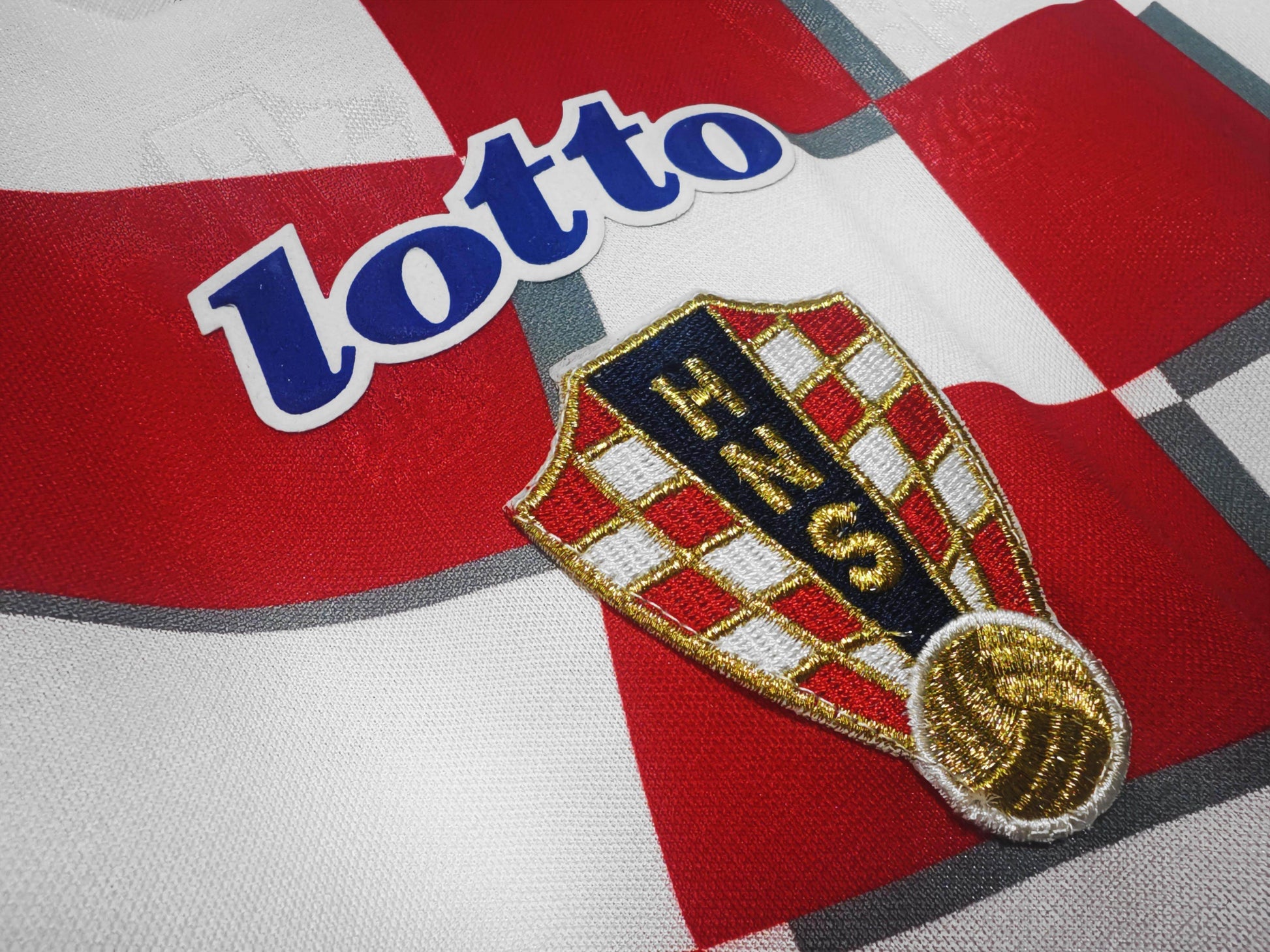 Croatia 1998-1999 Home Kit - JerseyLegacy