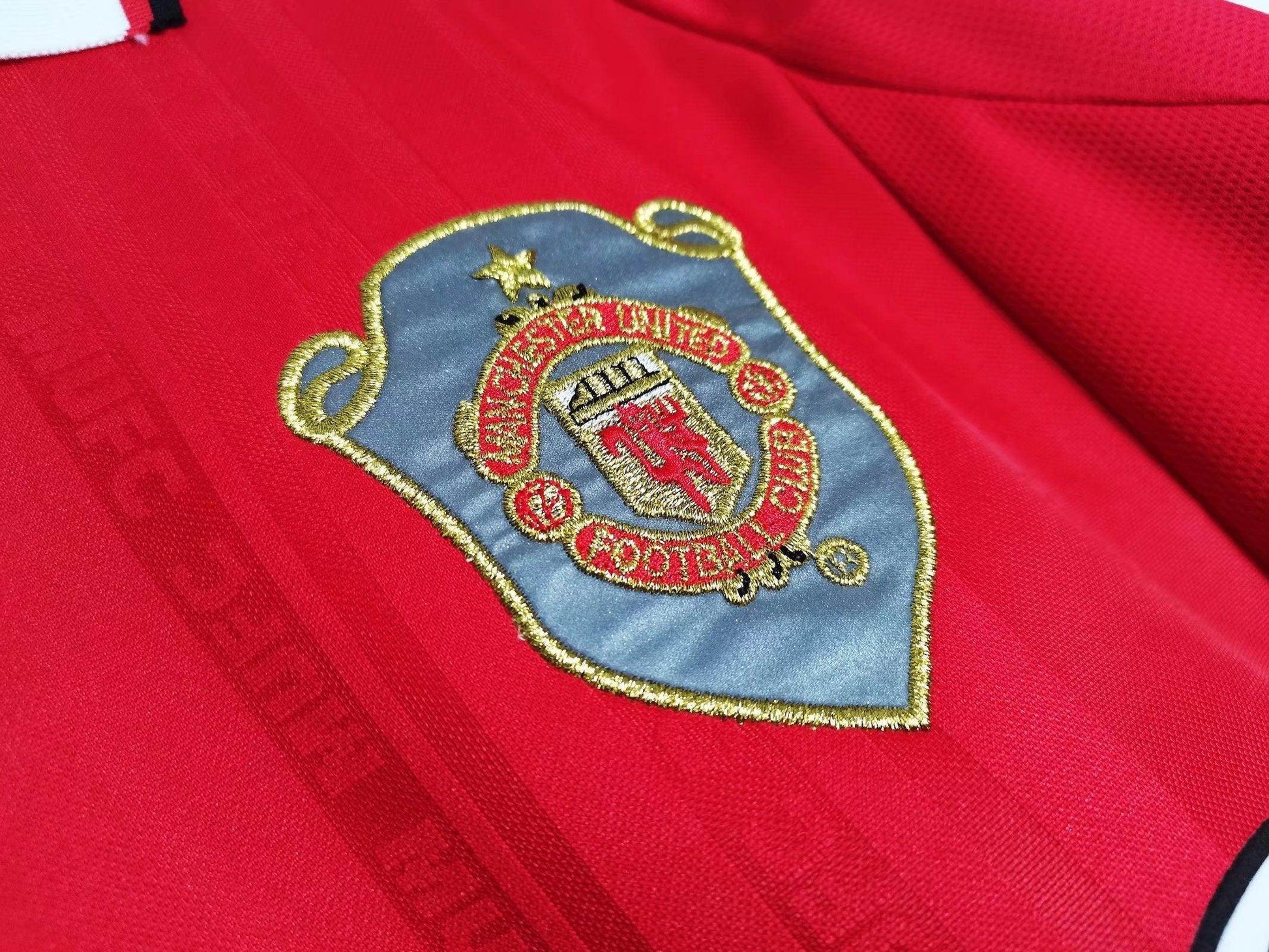 Manchester United 1999 Long Sleeve Champions League Kit - JerseyLegacy