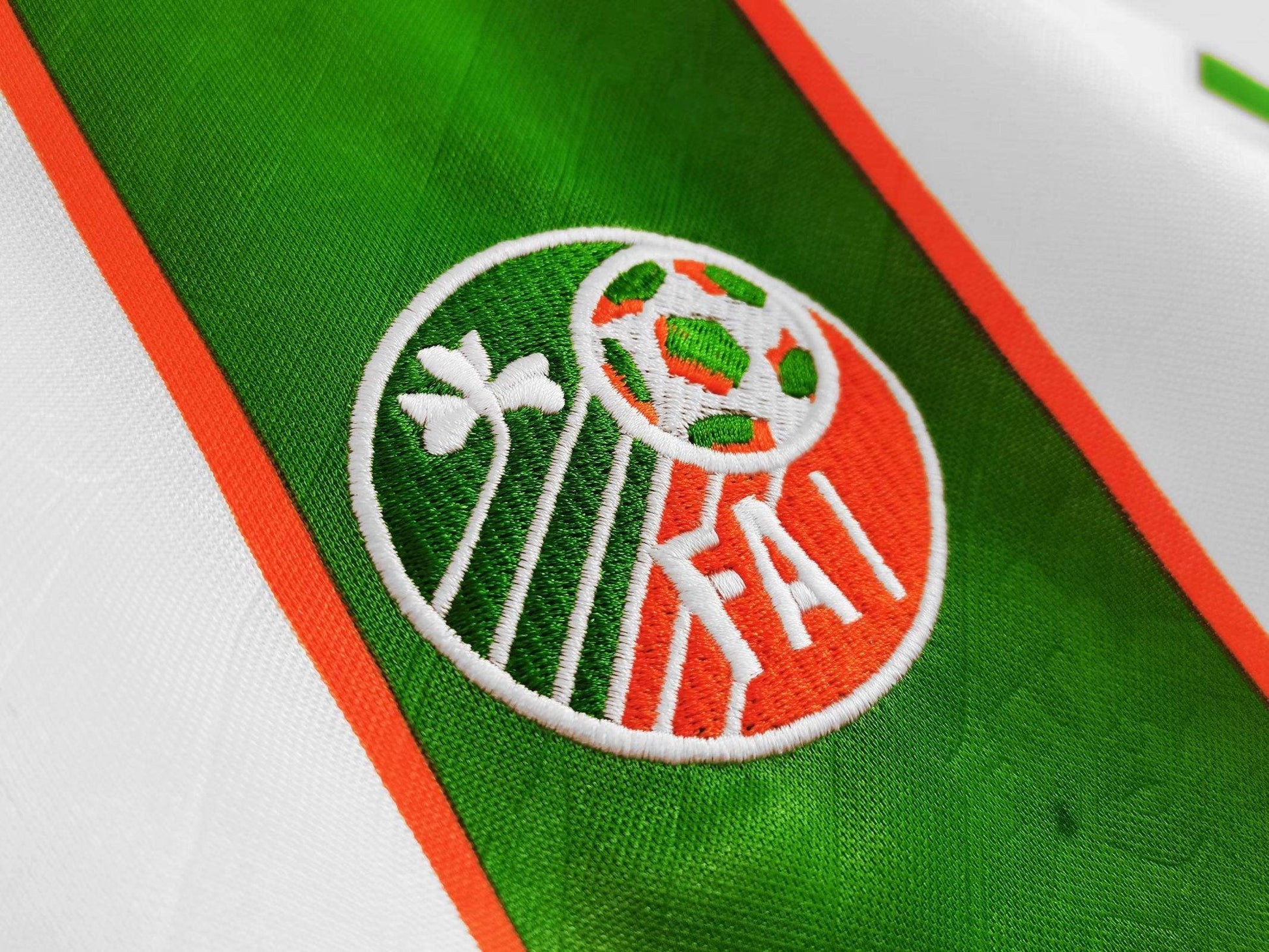 Ireland 1994-1995 Away Kit - JerseyLegacy