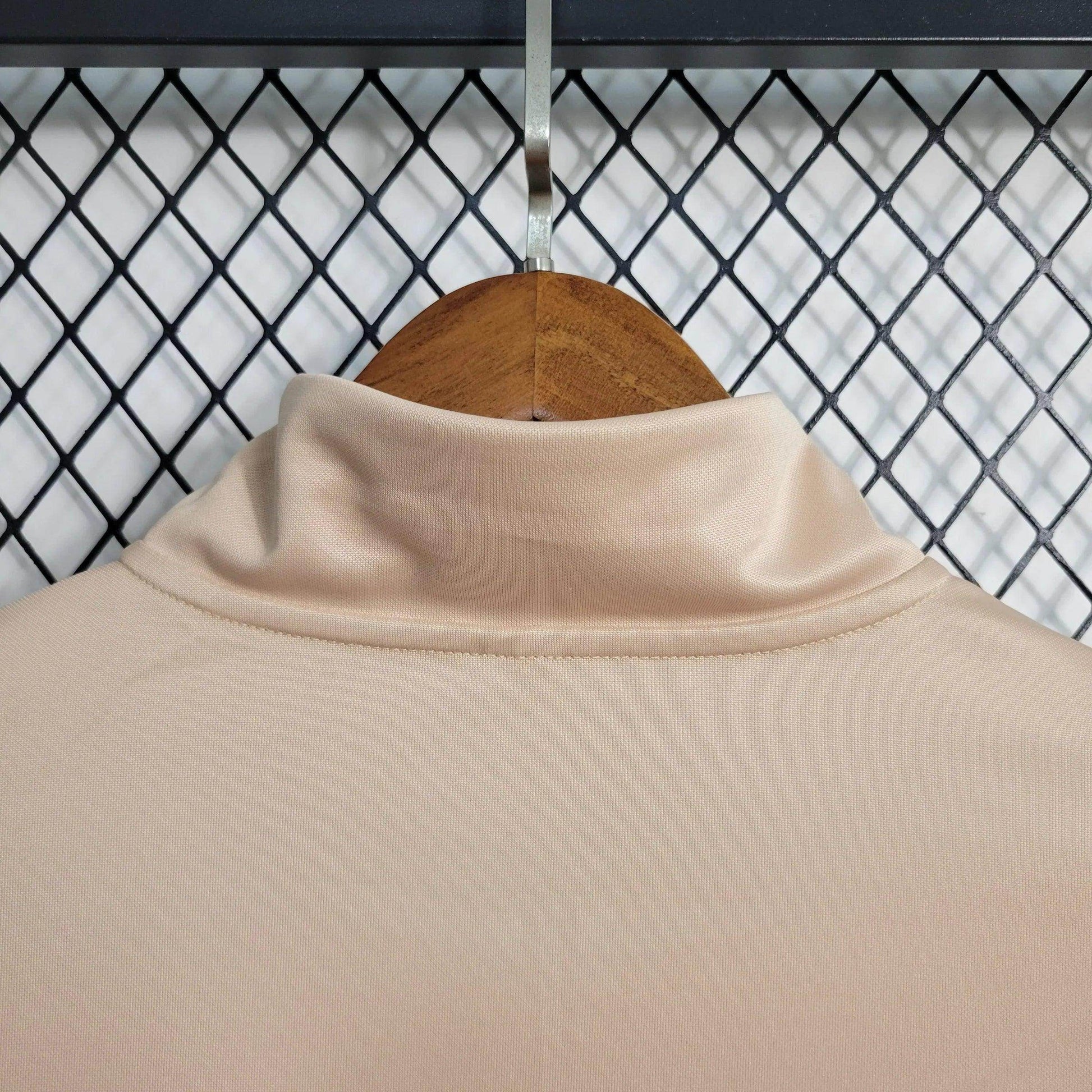 São Paulo Beige Windbreaker Jacket 23/24 - JerseyLegacy