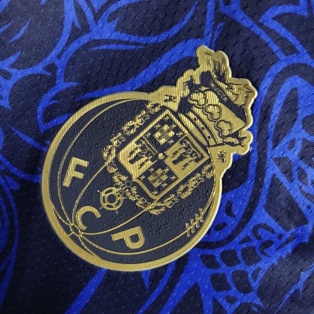 FC Porto "Dragão Azul" Special Kit - JerseyLegacy