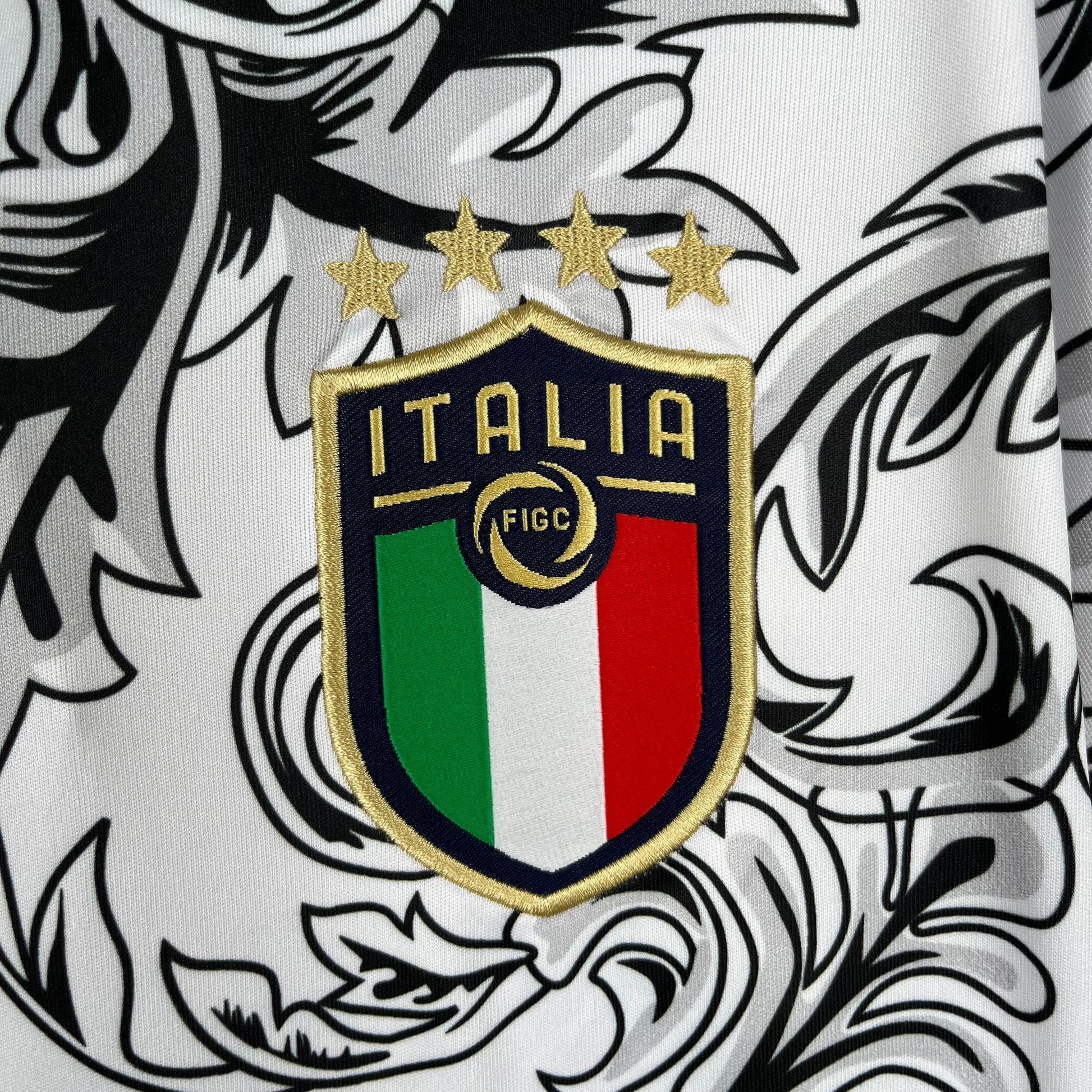 Italy "Versace" Special White Kit - JerseyLegacy