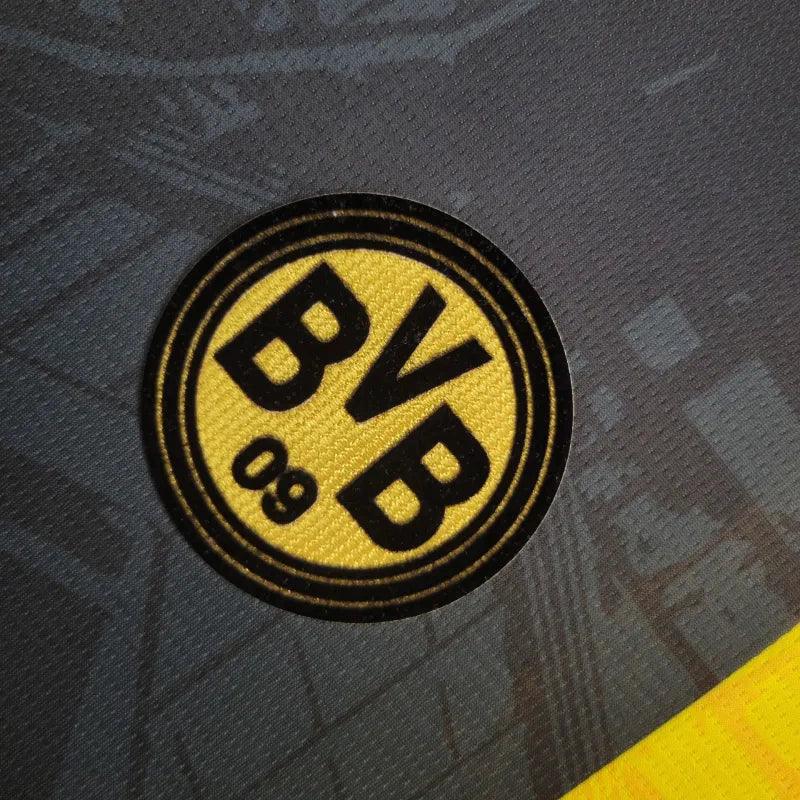 Borussia Dortmund "Royal Crest" Special Kit - JerseyLegacy