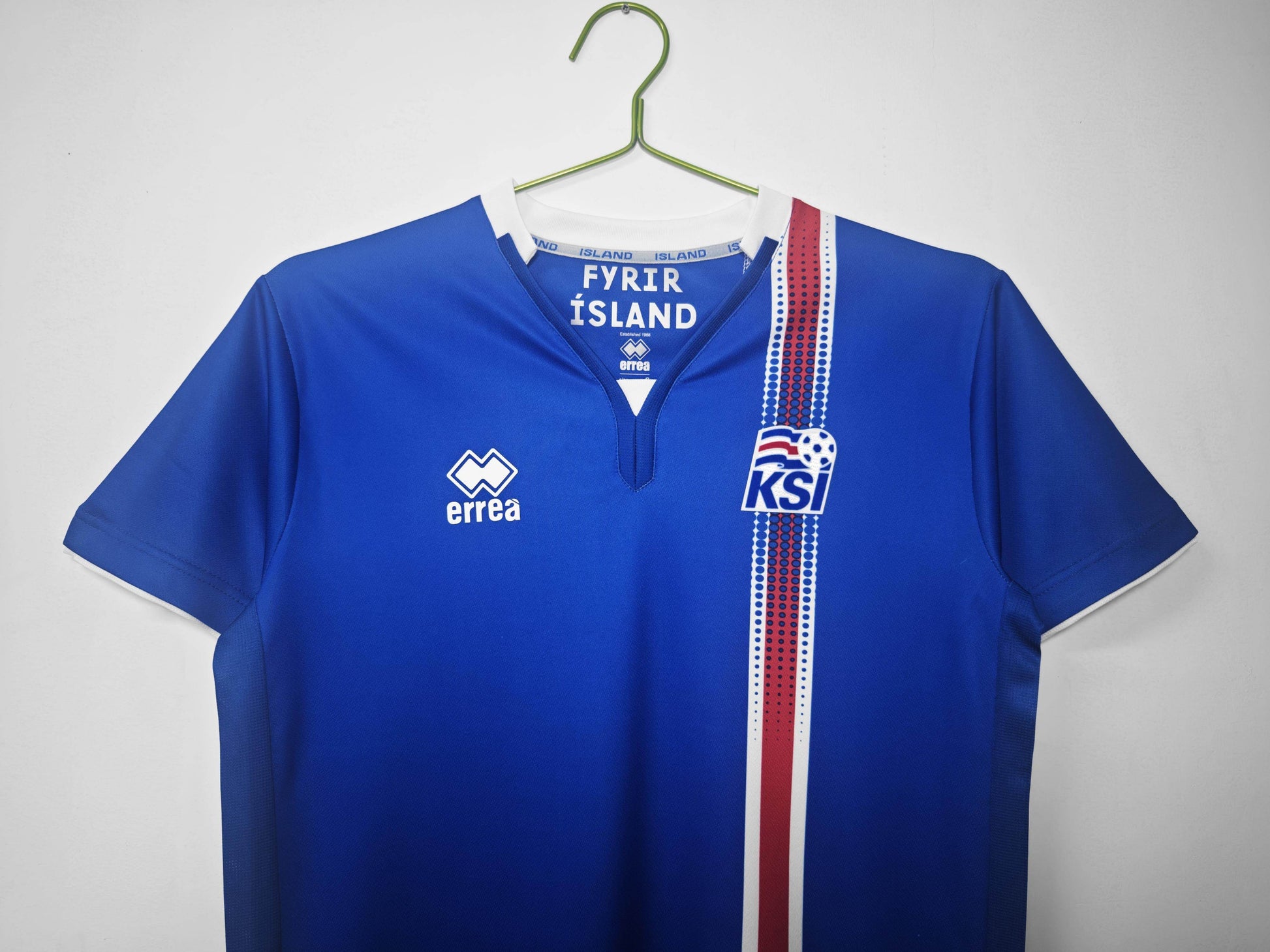 Iceland 2016-2017 Home Kit - JerseyLegacy