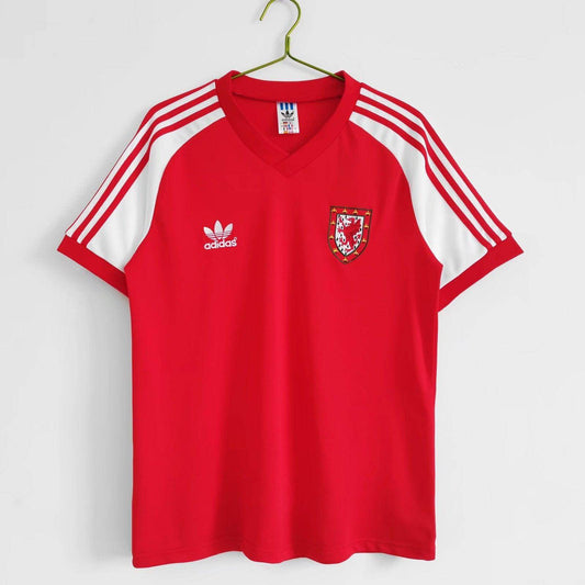 Wales 1982-1983 Home Kit - JerseyLegacy