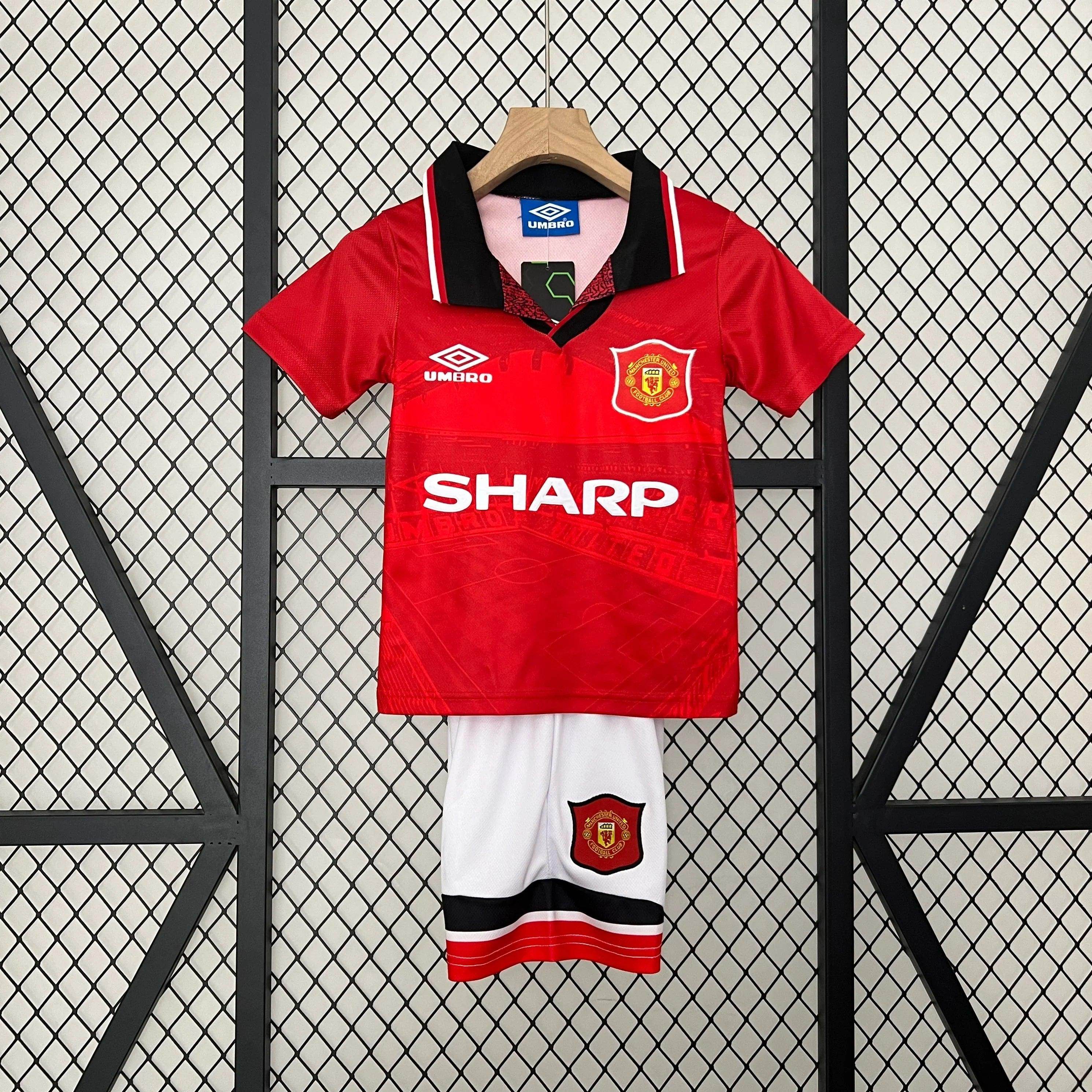 Manchester United Retro 94/96 Home Jersey Kids - JerseyLegacy