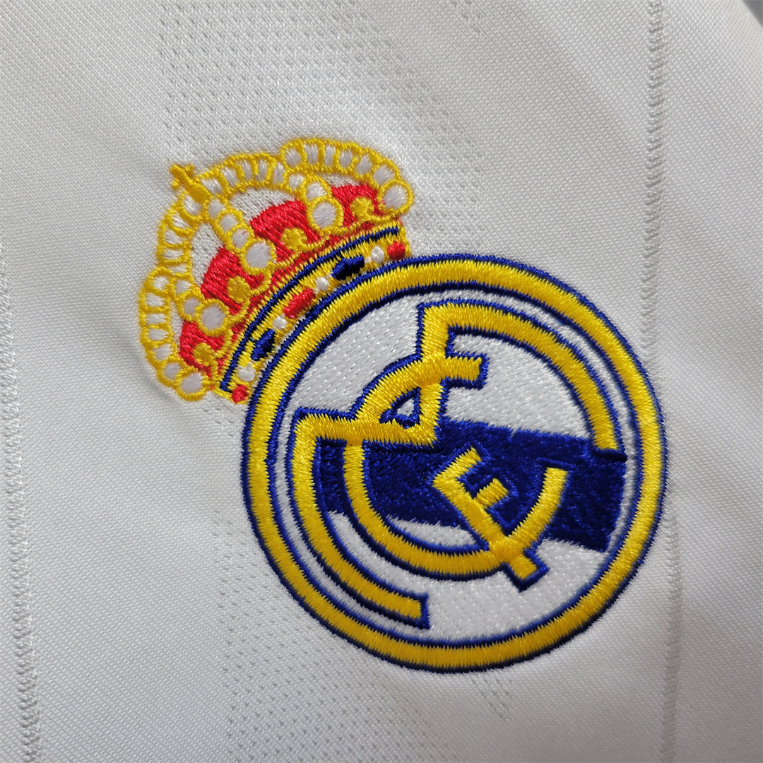 Real Madrid 2017-2018 Away Kit