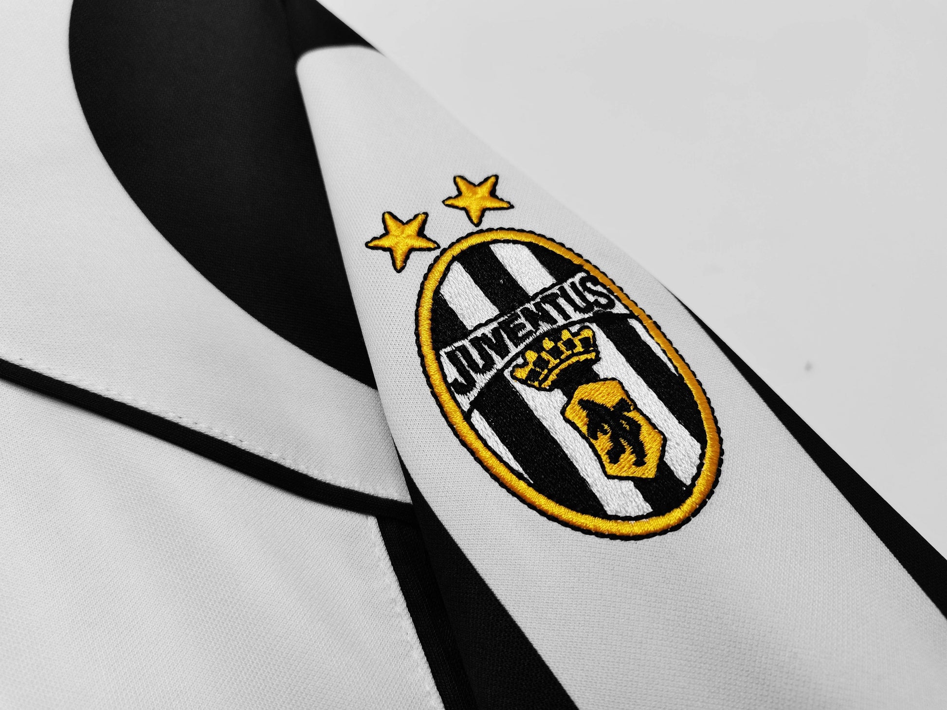 Juventus 1997-1998 Long Sleeve Home Kit - JerseyLegacy