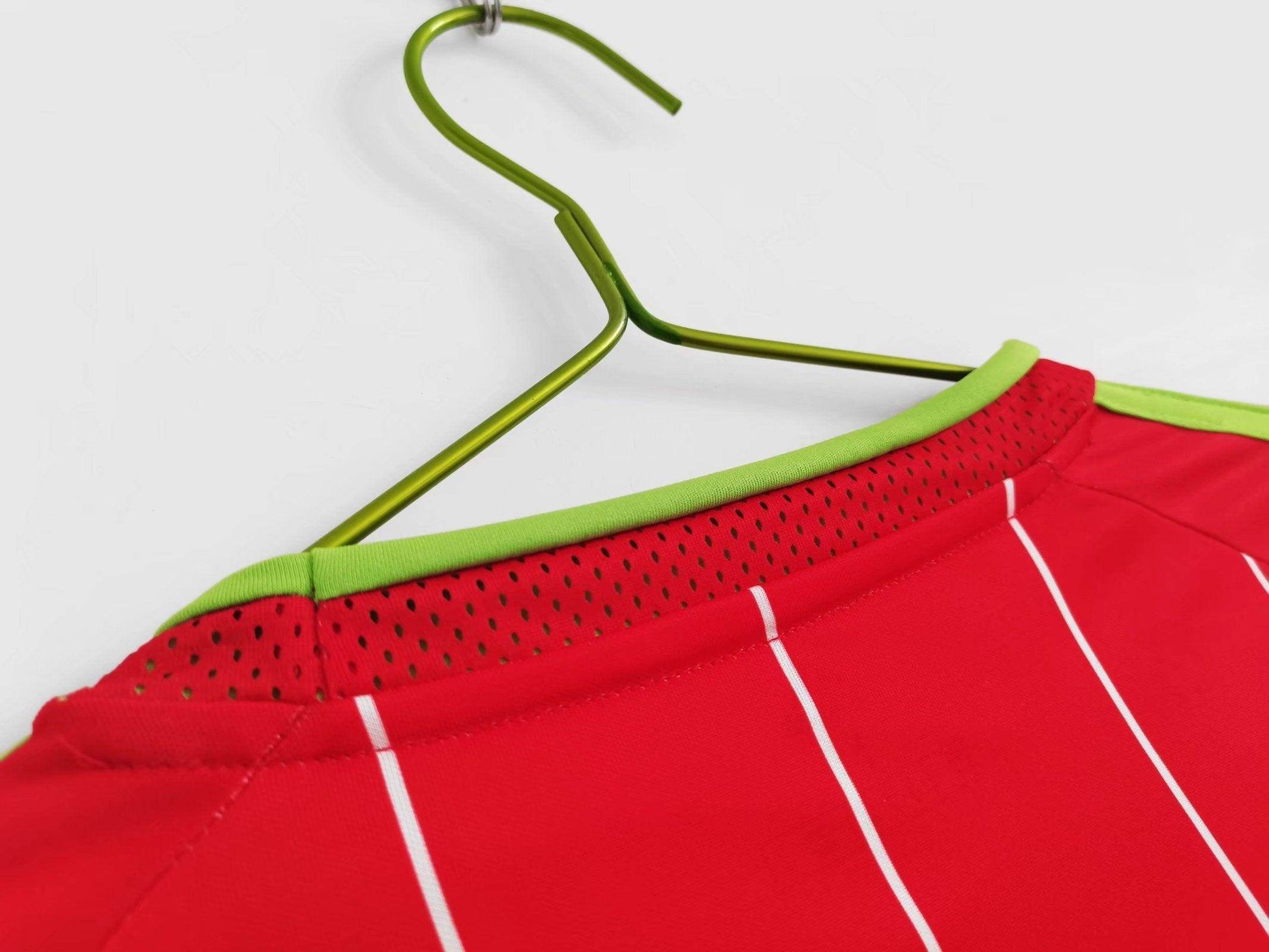 Wales 2015-2016 Home Kit - JerseyLegacy