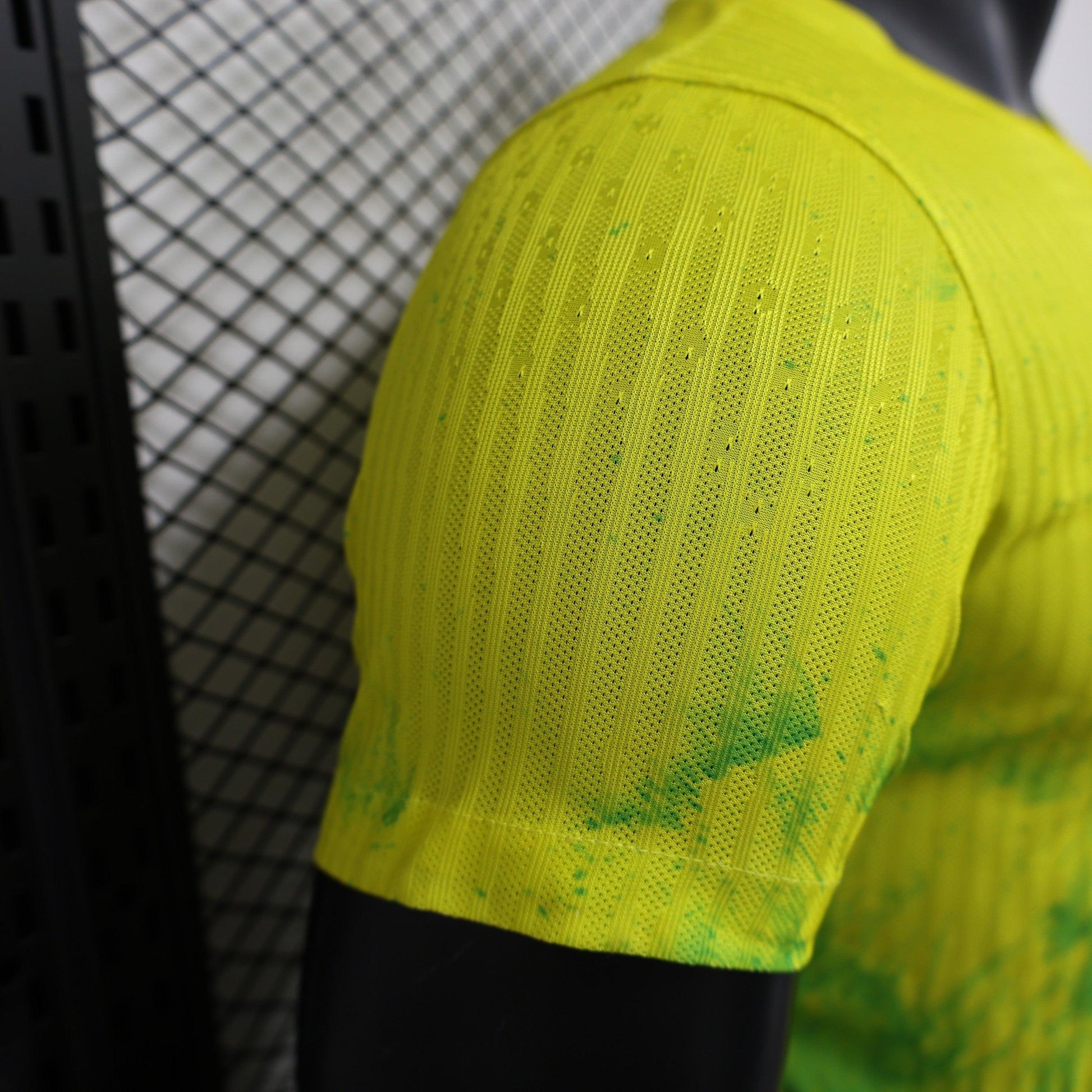 Brazil "Neon Waves" Special Kit - JerseyLegacy