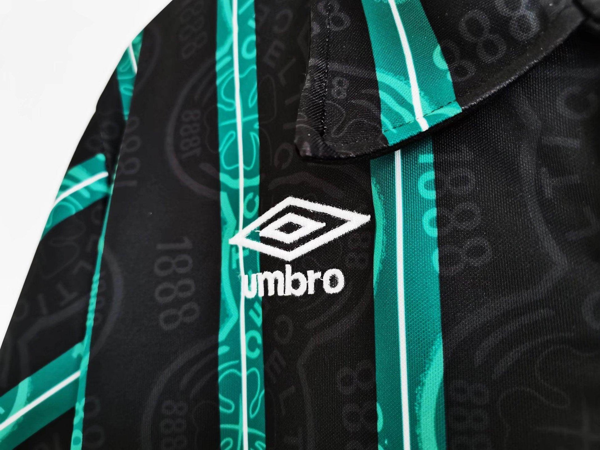Celtic 1992-1993 Away Kit - JerseyLegacy