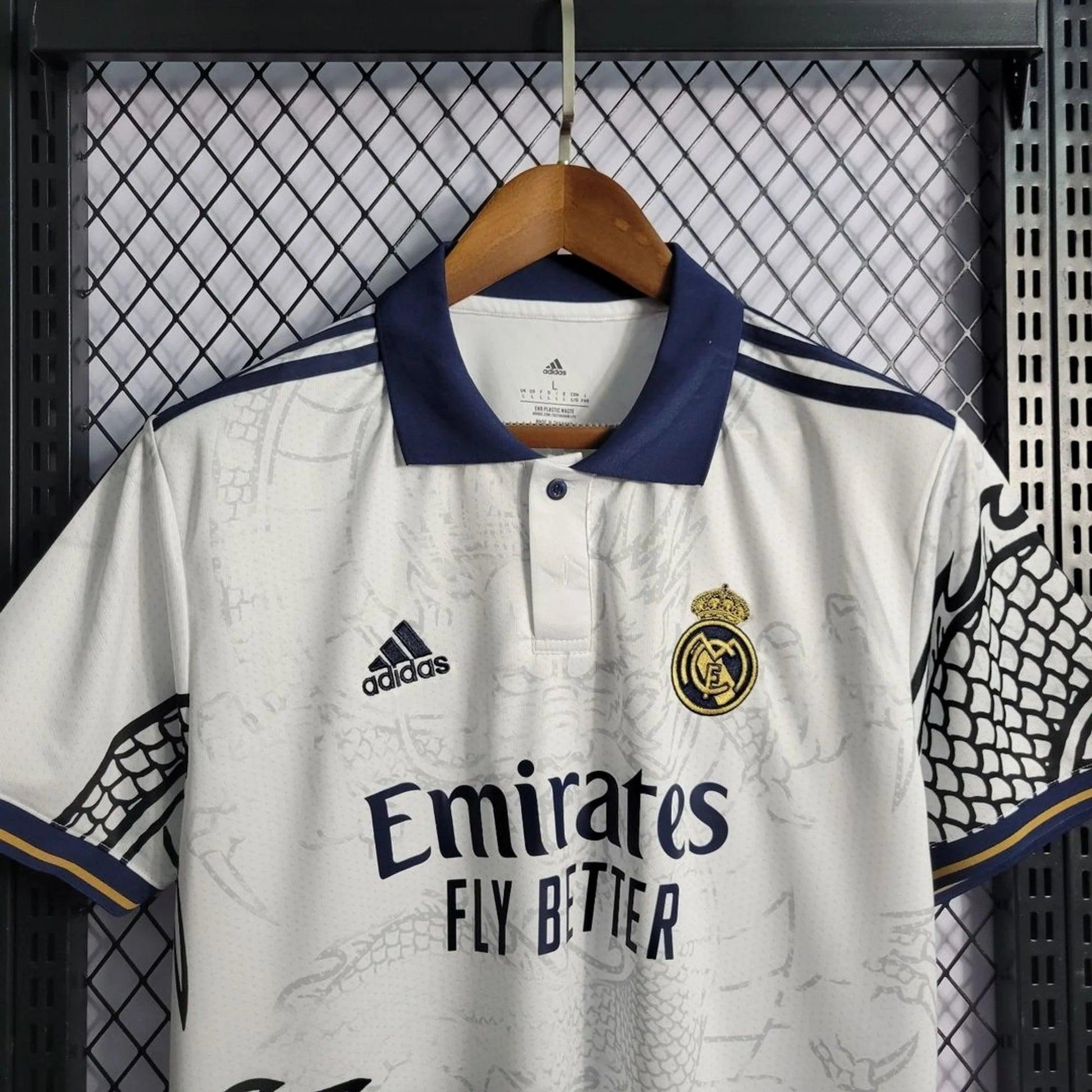 Real Madrid "Dragon Blanco" Special Kit - JerseyLegacy