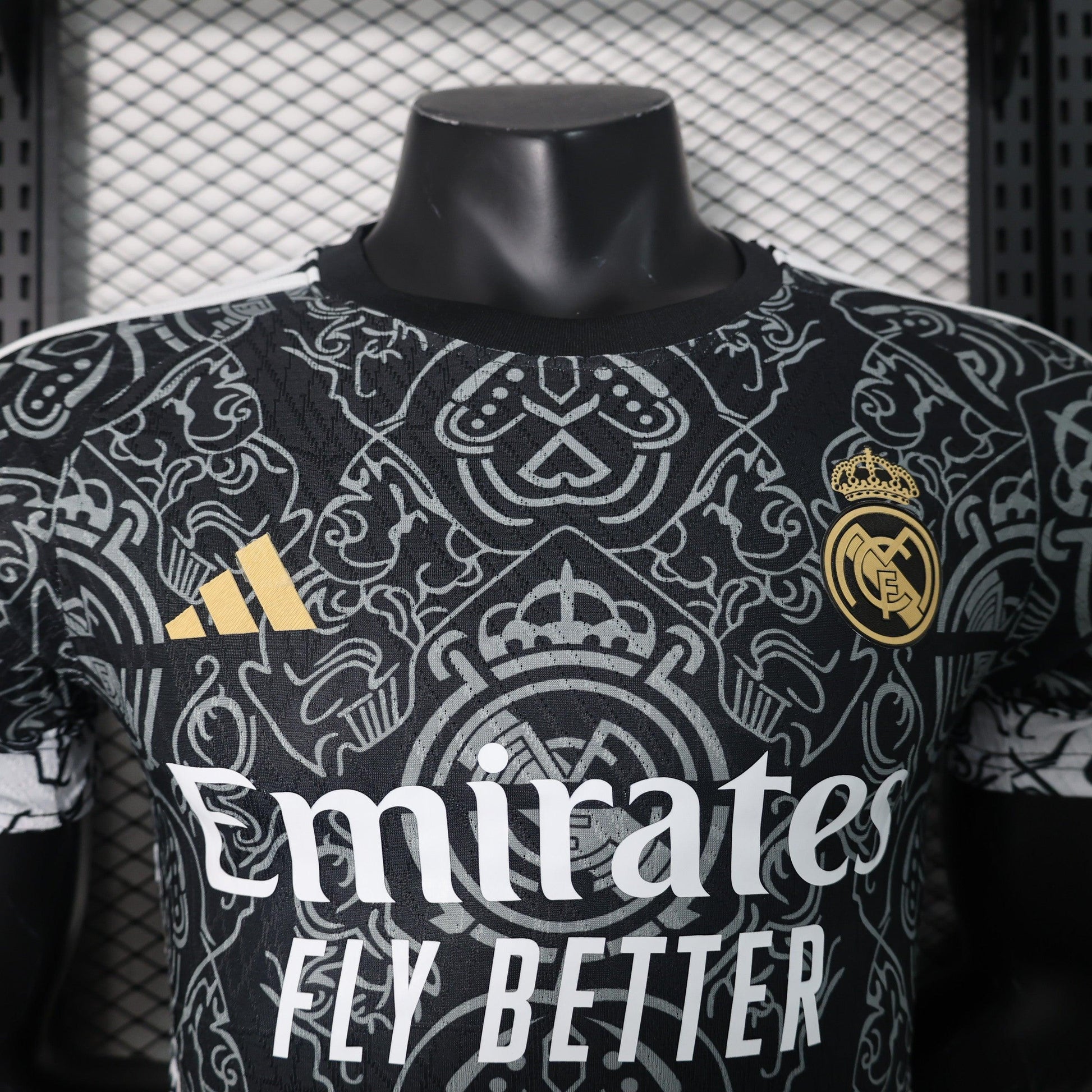 Real Madrid "Royal Majesty" Special Kit - JerseyLegacy