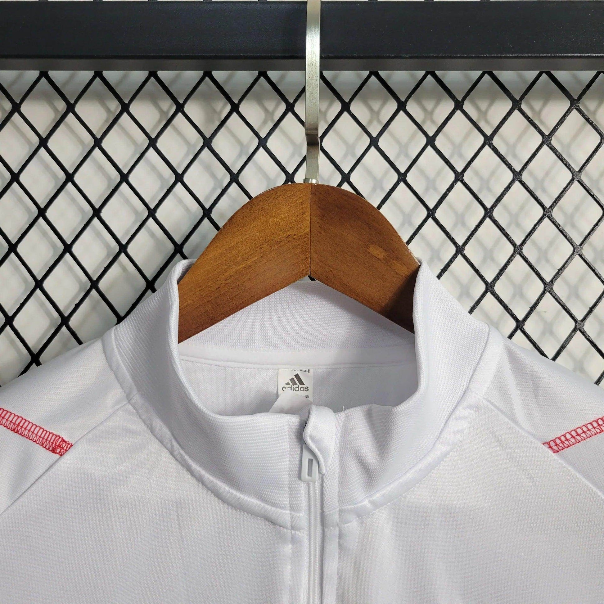 São Paulo White Windbreaker Jacket 23/24 - JerseyLegacy