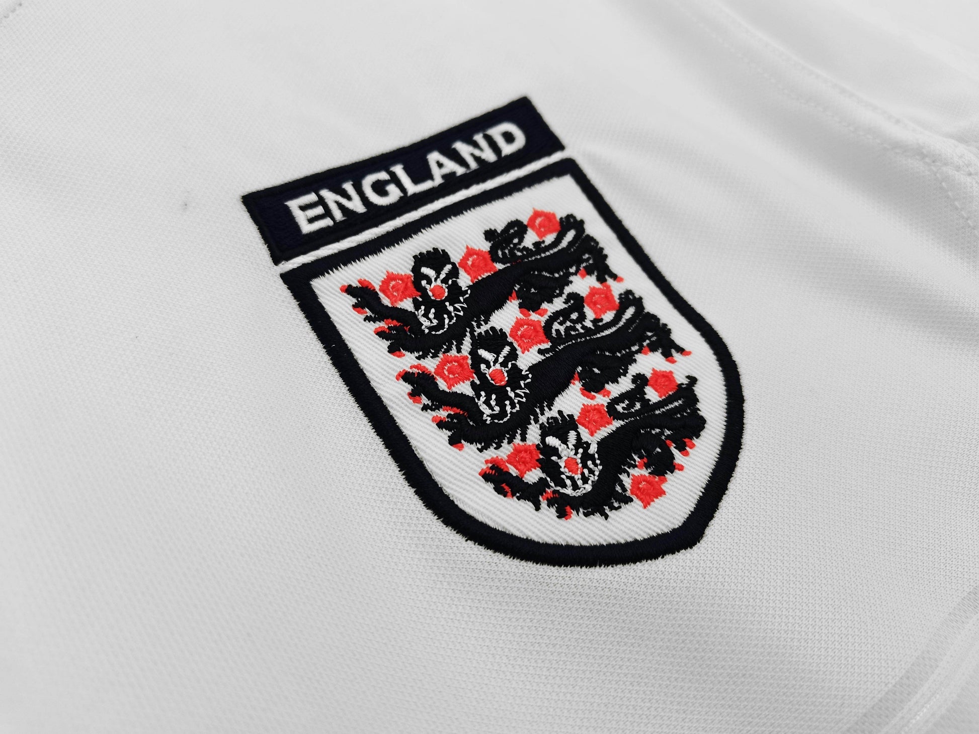 England 1999-2001 Home Kit - JerseyLegacy