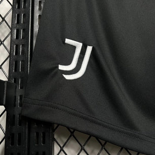 Juventus 24/25 Home Shorts