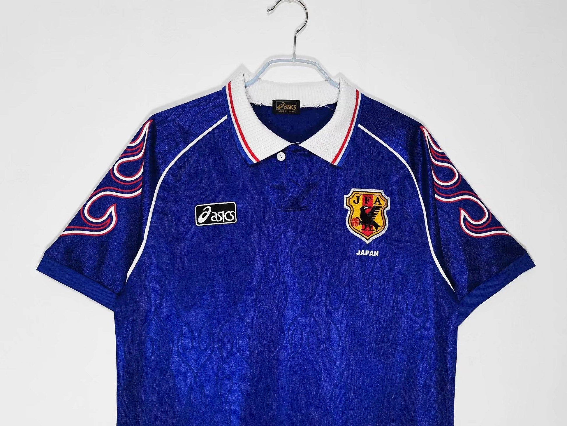 Japan 1998-1999 Home Kit - JerseyLegacy
