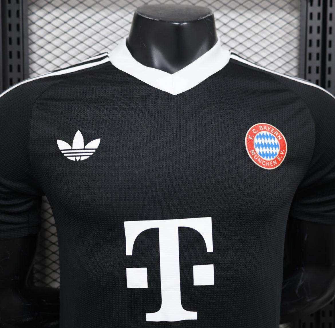 Bayern Munich 2024-2025 Goalkeeper Third Kit - JerseyLegacy