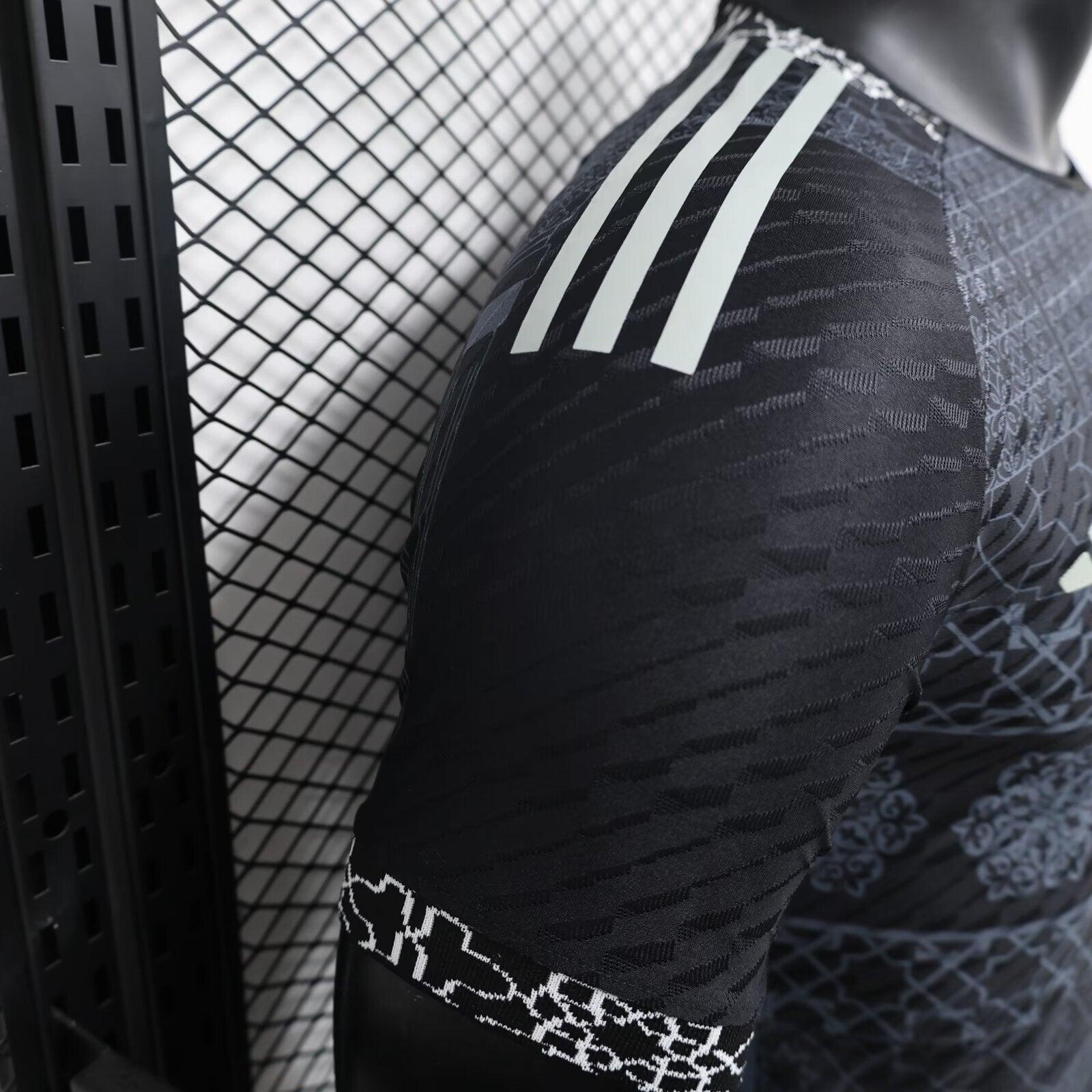 Real Madrid "Mosaic Heritage" Black Edition Special Kit - JerseyLegacy