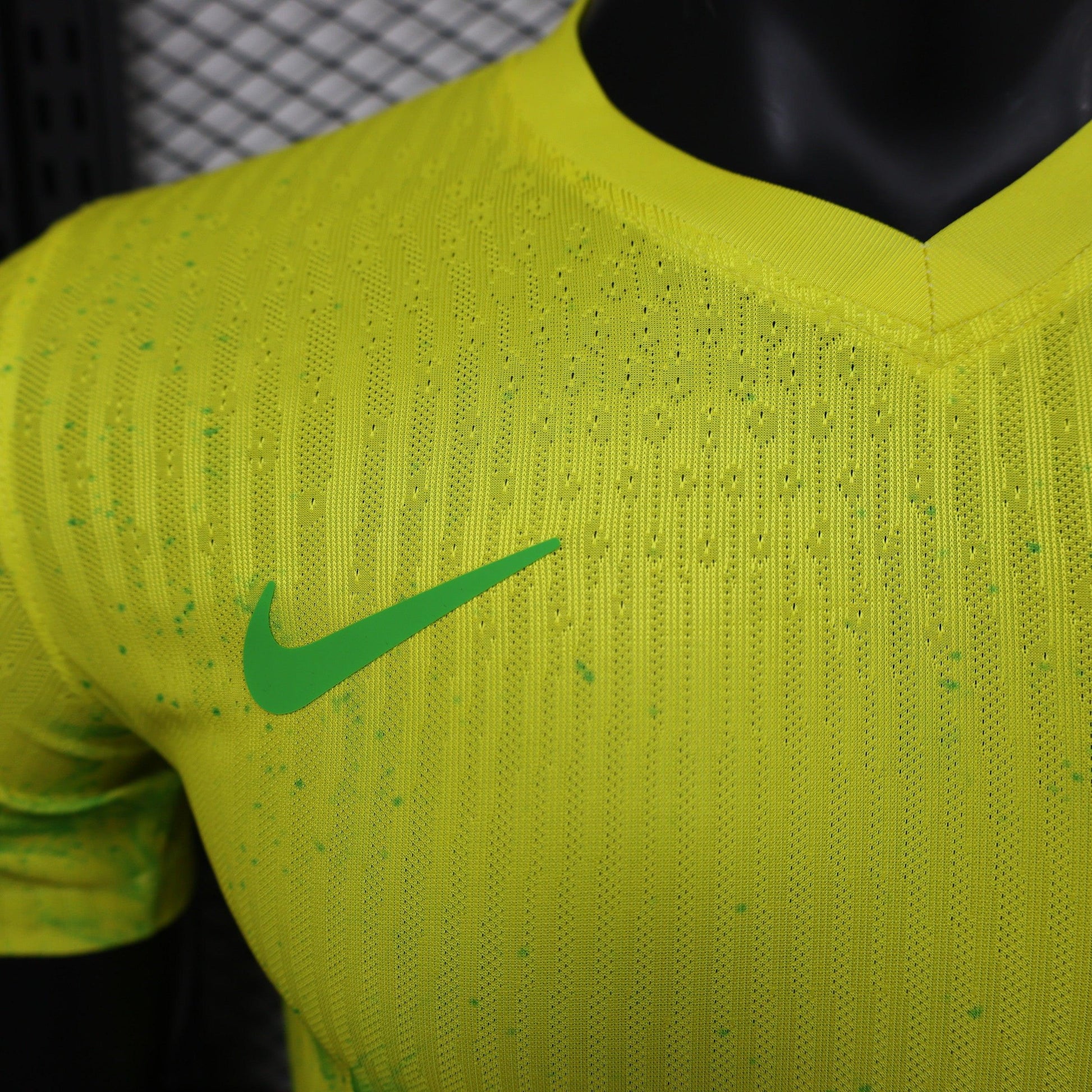 Brazil "Neon Waves" Special Kit - JerseyLegacy