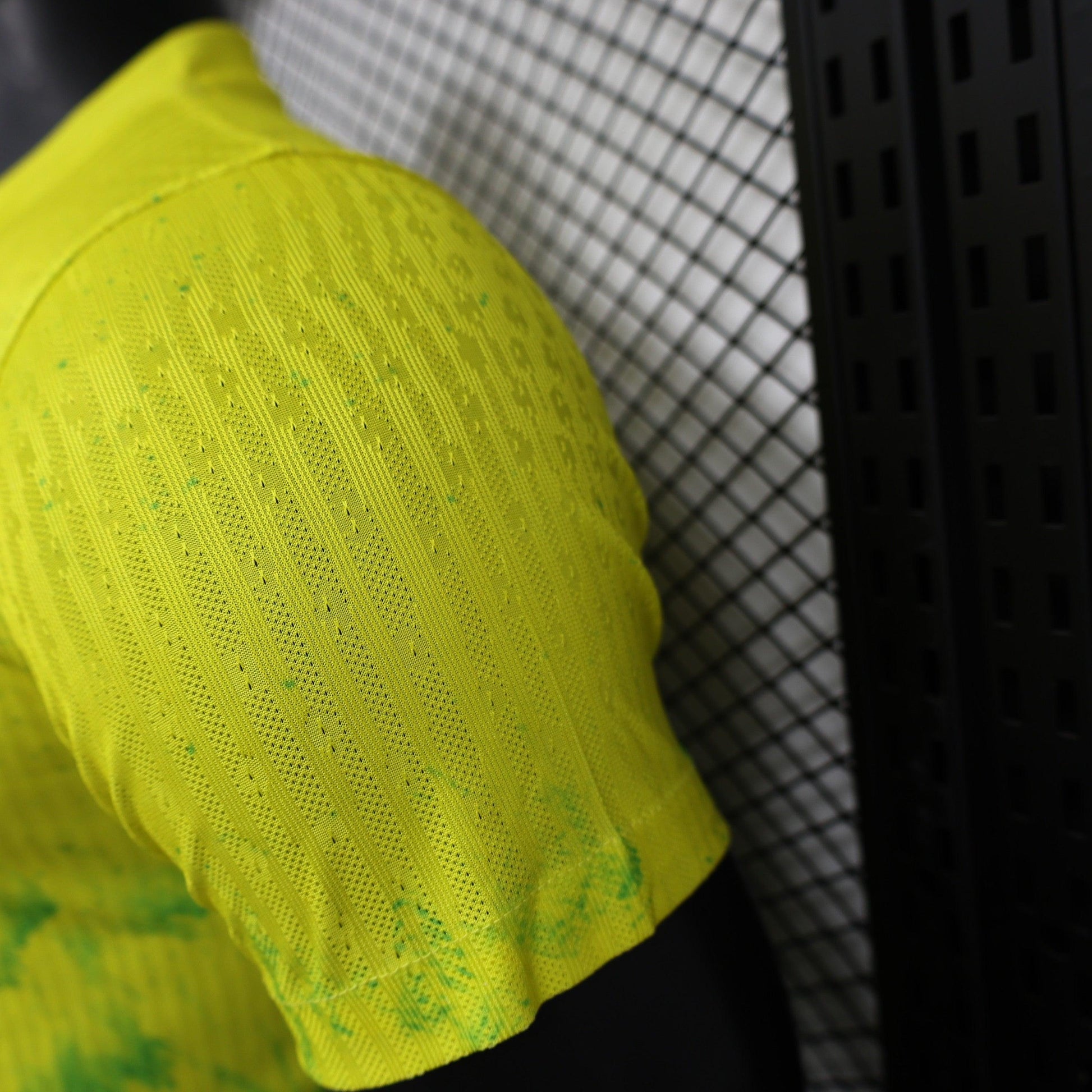 Brazil "Neon Waves" Special Kit - JerseyLegacy