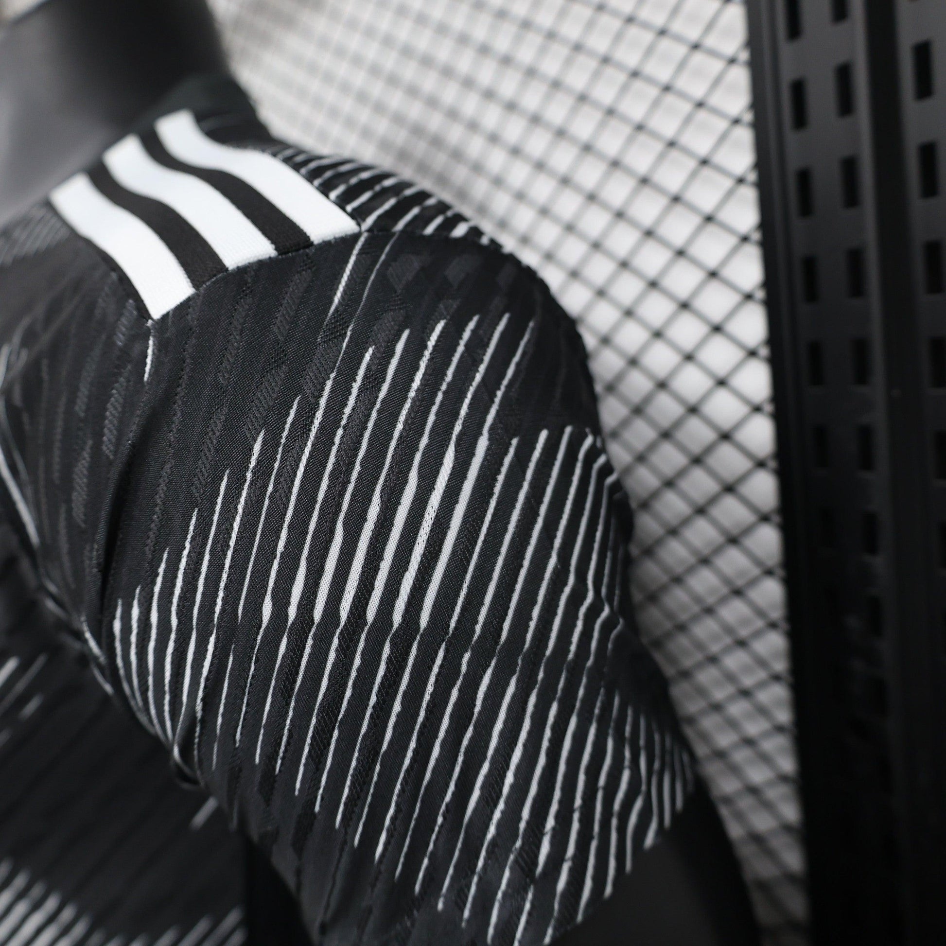 Japan "Shadow Strike" Special Kit - JerseyLegacy