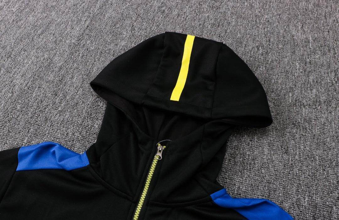 Manchester United Black Tracksuit - JerseyLegacy