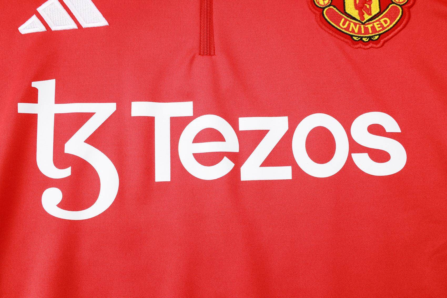 Manchester United Black and Red Tracksuit II - JerseyLegacy