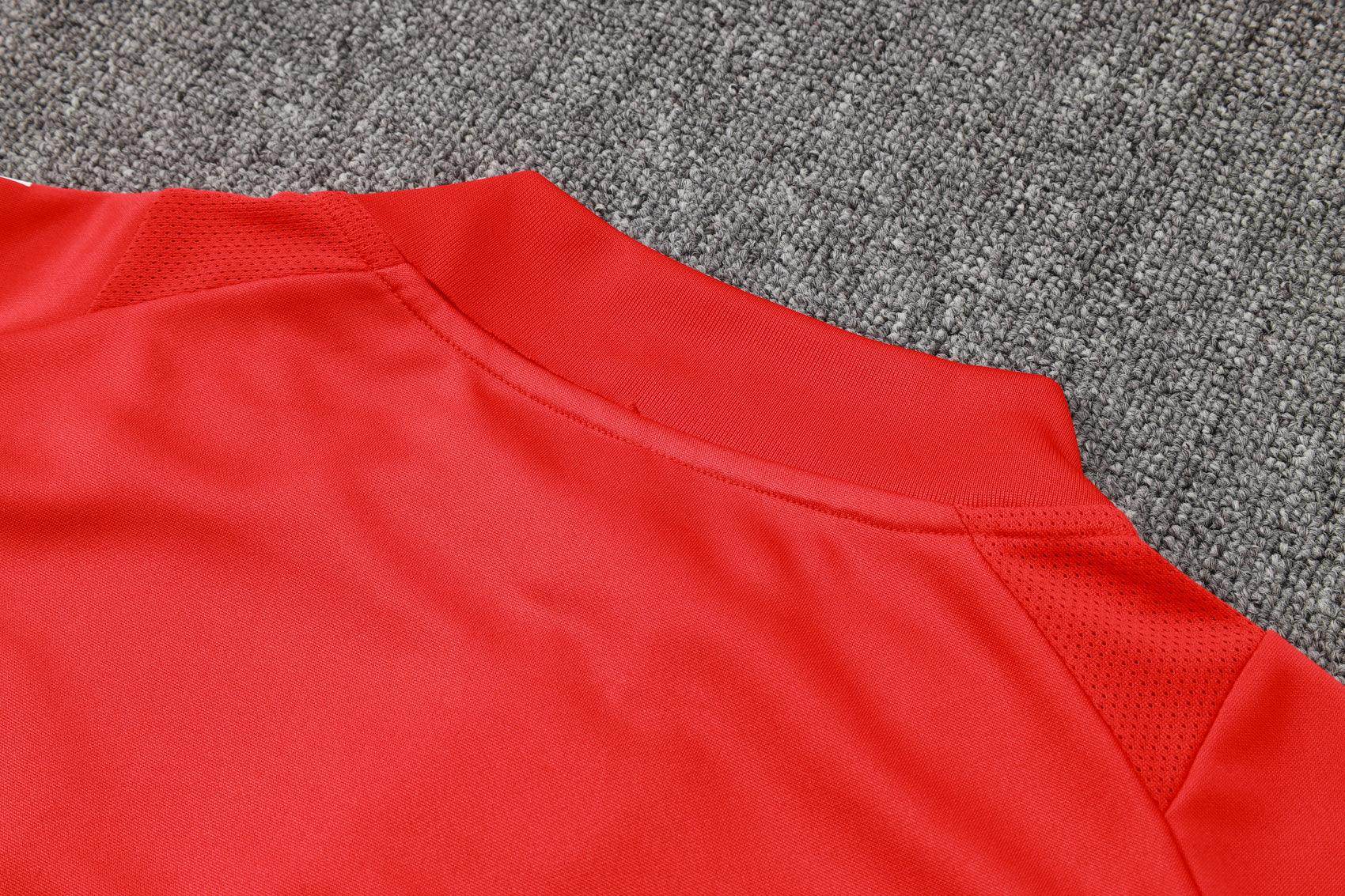 Manchester United Black and Red Tracksuit II - JerseyLegacy