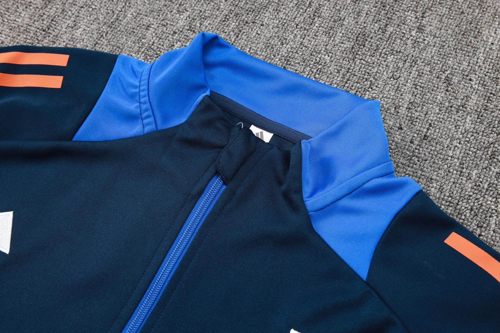 Juventus Dark Blue Tracksuit - JerseyLegacy