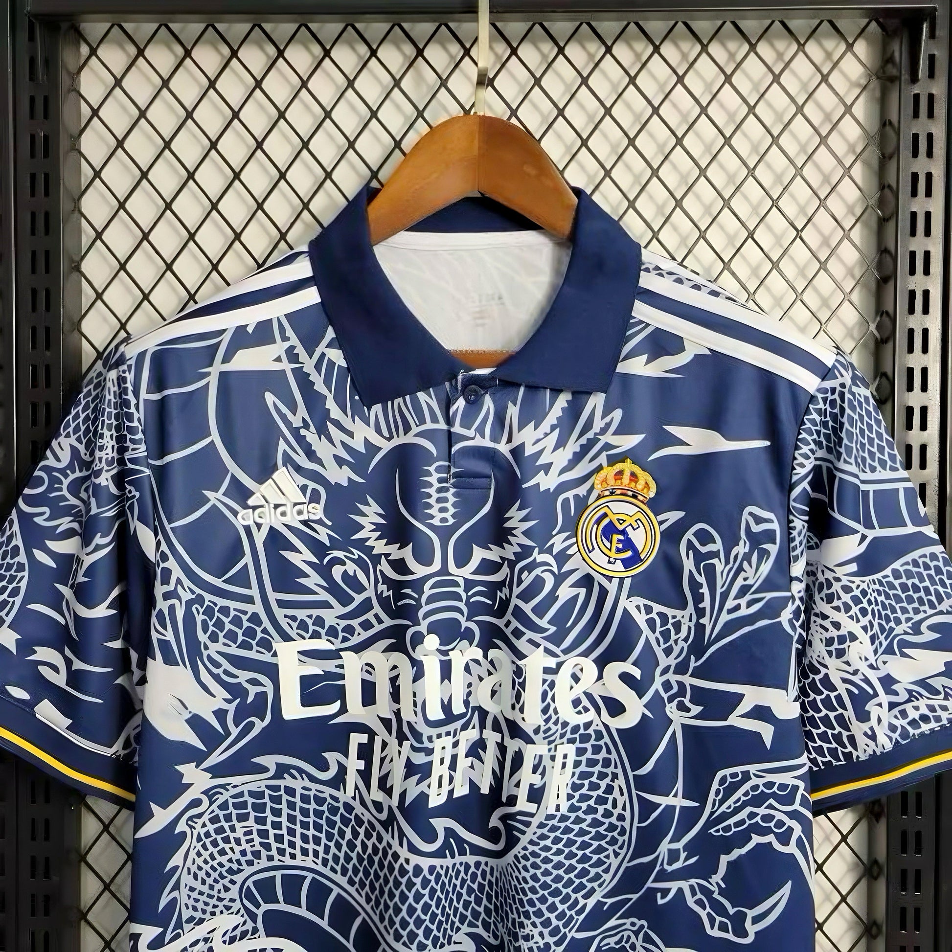 Real Madrid "Dragón Azul" Special Kit - JerseyLegacy