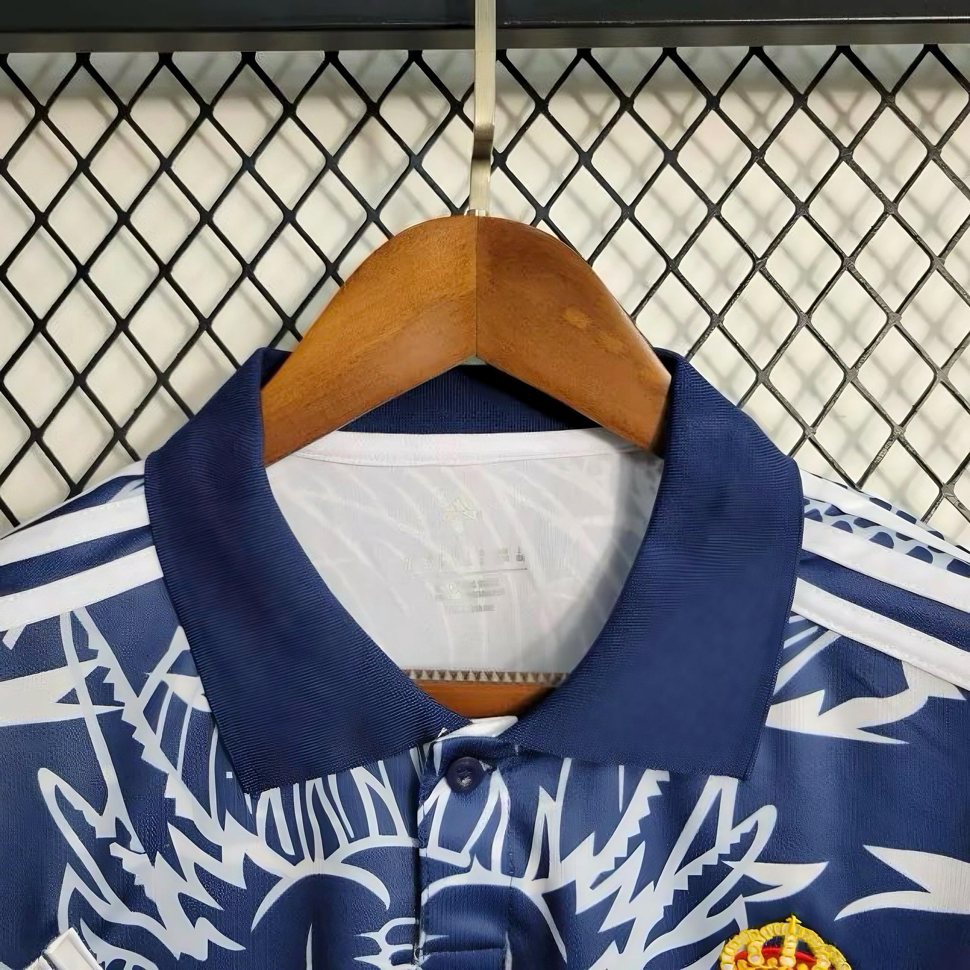 Real Madrid "Dragón Azul" Special Kit - JerseyLegacy