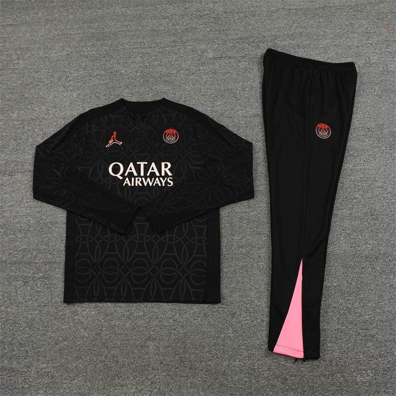 Paris Saint Germain Black Tracksuit - JerseyLegacy