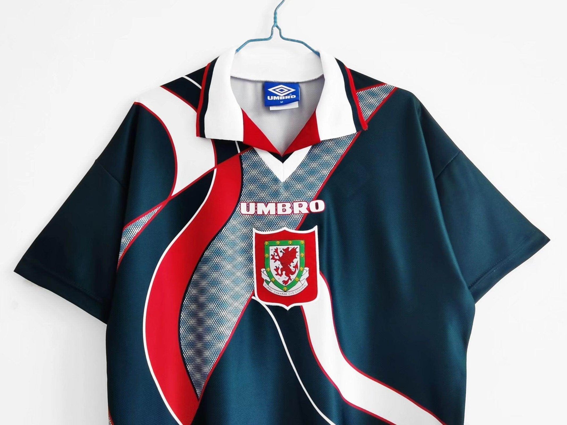 Wales 1994-1995 Away Kit - JerseyLegacy