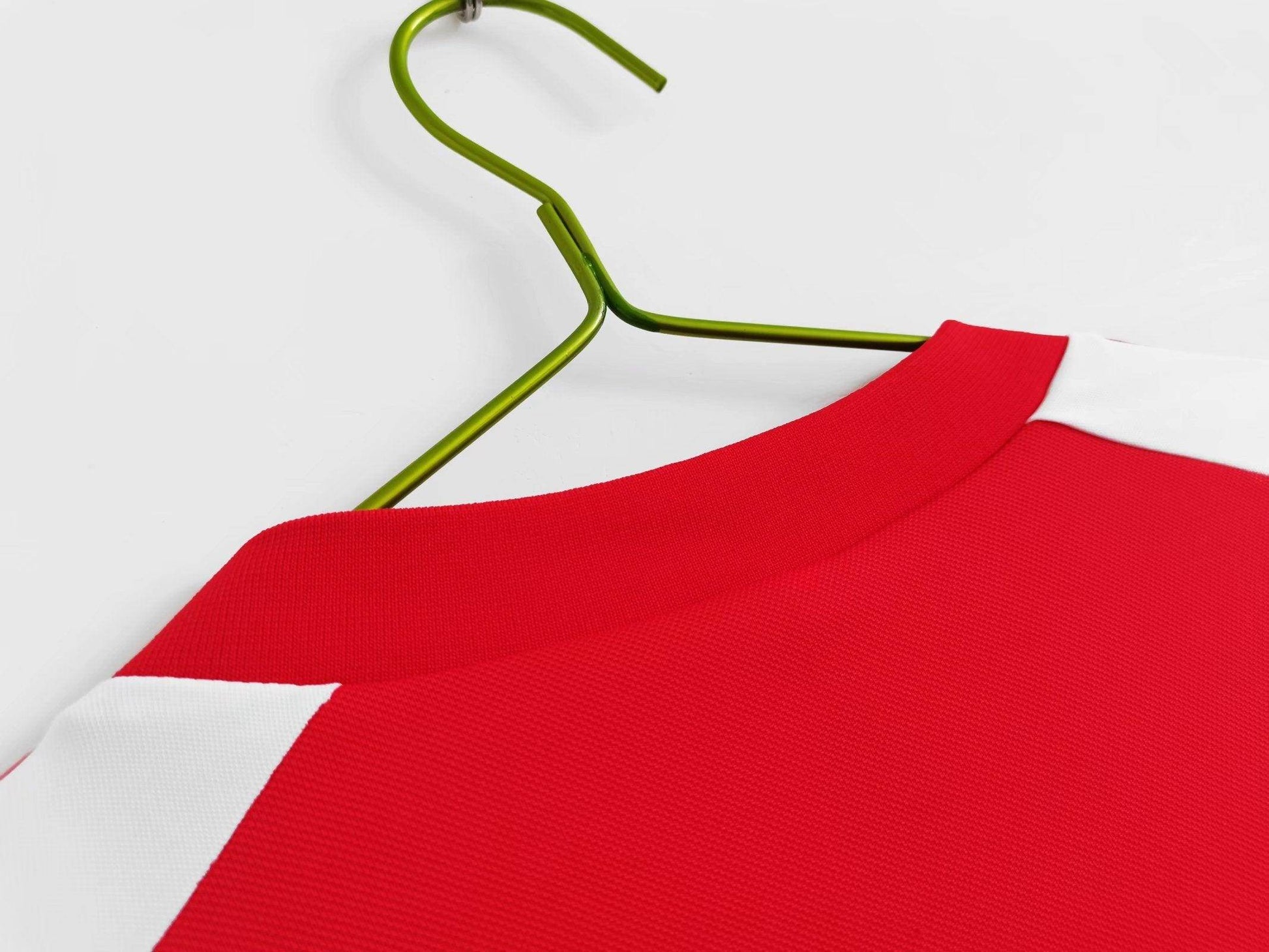 Wales 1982-1983 Home Kit - JerseyLegacy
