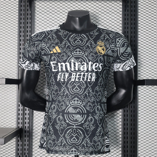 Real Madrid "Royal Majesty" Special Kit - JerseyLegacy