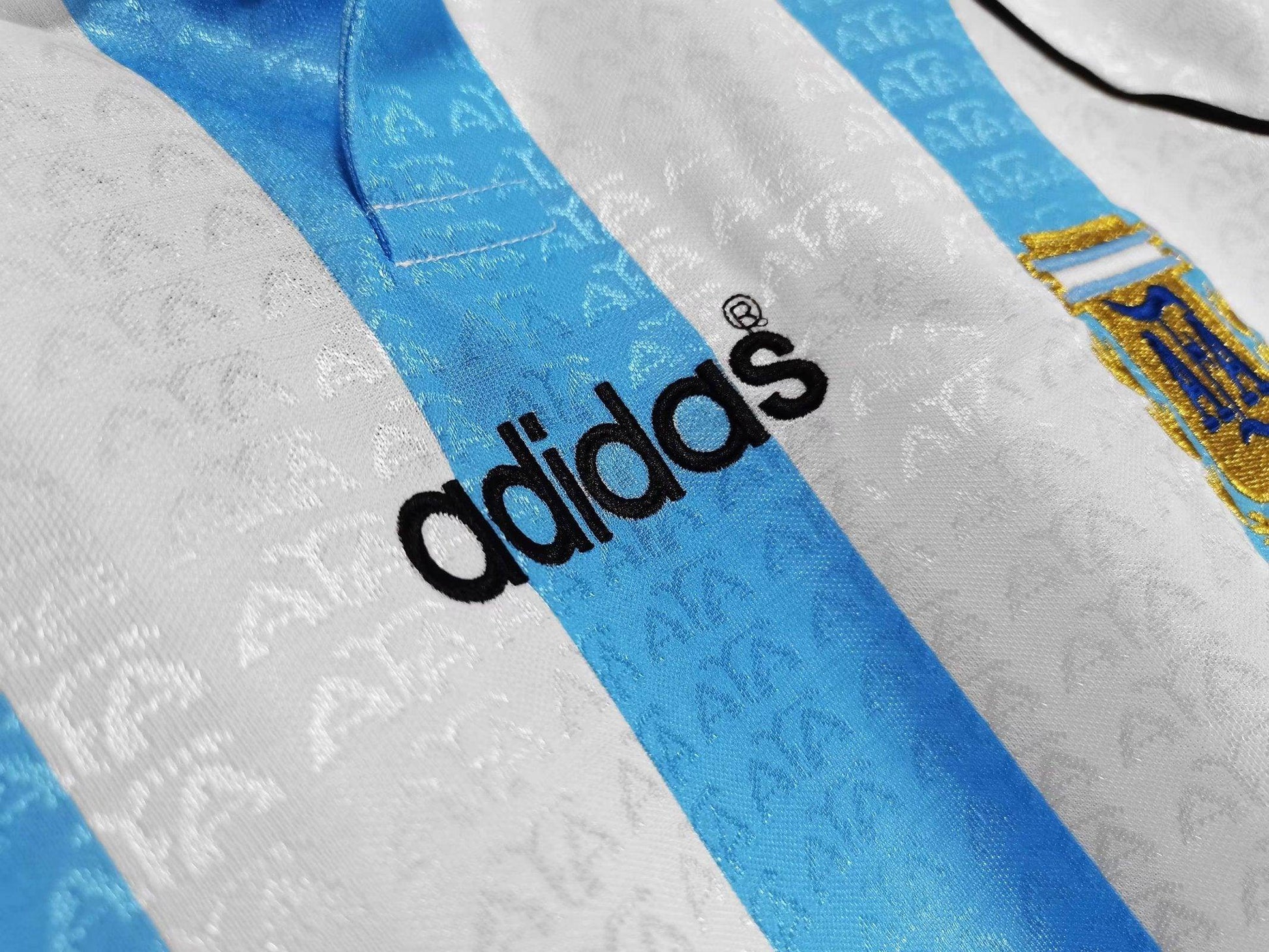 Argentina 1994-1995 Home Kit - JerseyLegacy