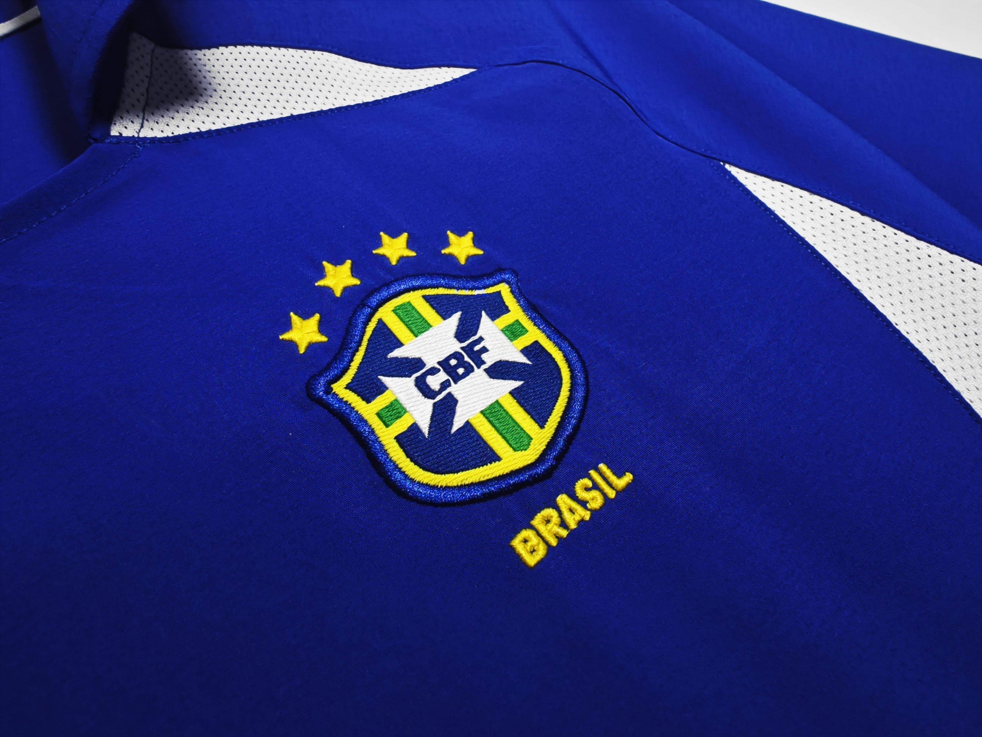 Brazil 2010-2011 Away Kit - JerseyLegacy