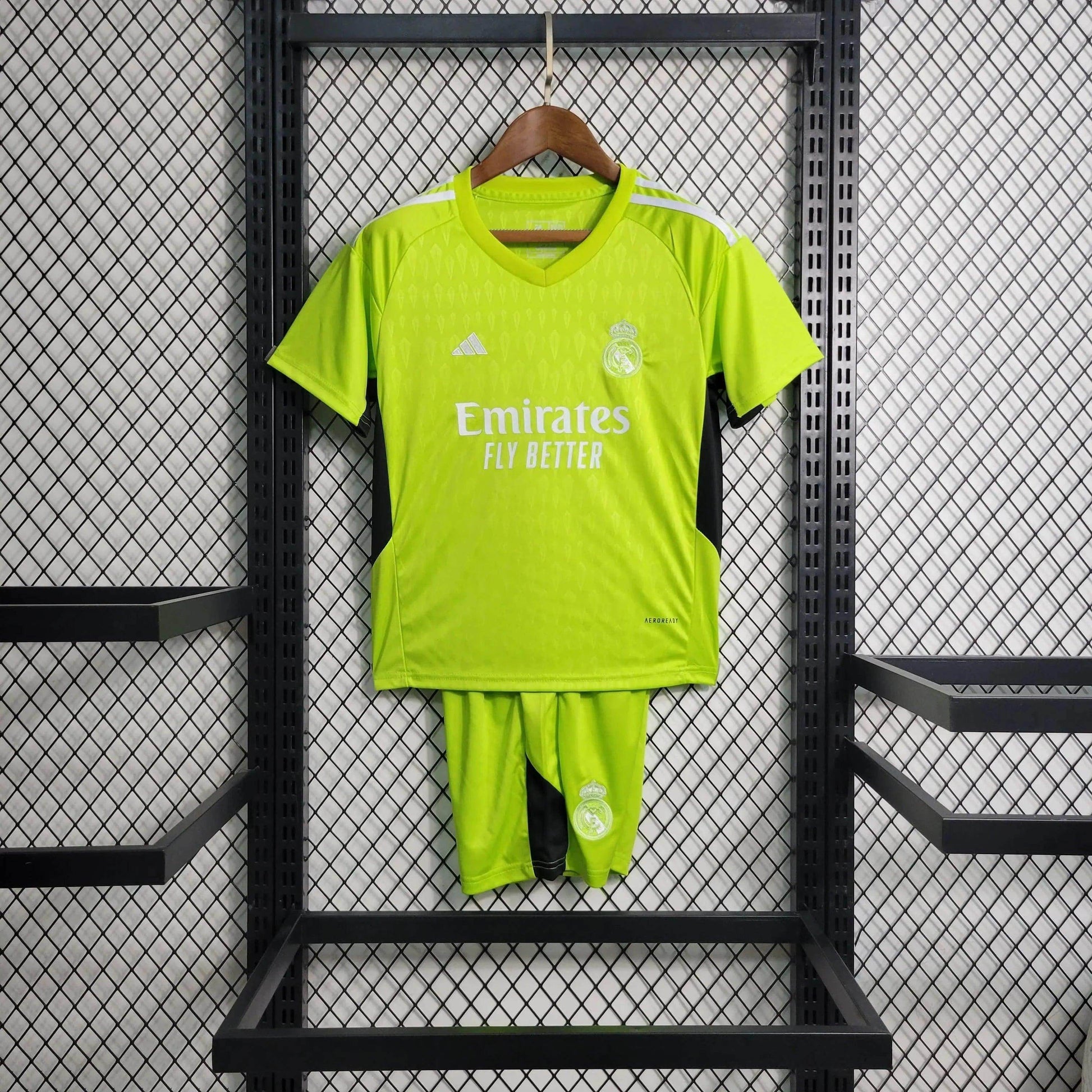 Real Madrid 23/24 Goalkeeper Green Jersey Kids - JerseyLegacy