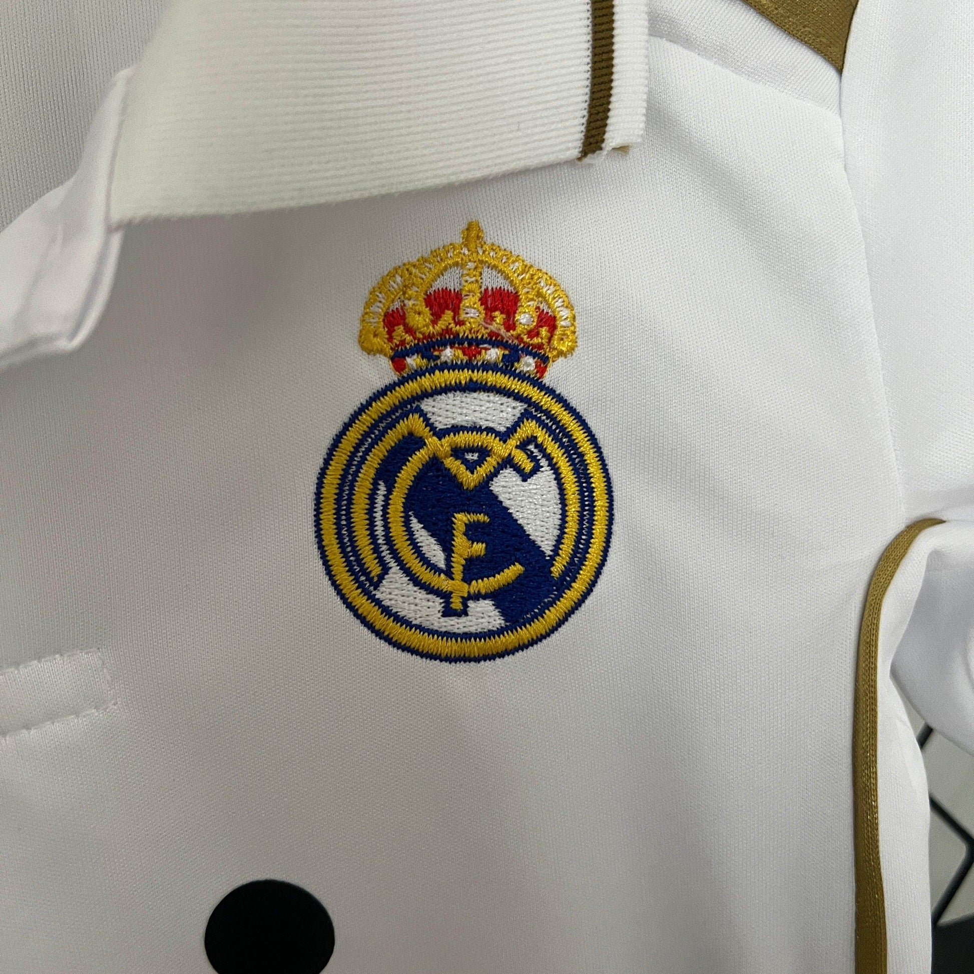 Real Madrid 11/12 Home Jersey Kids - JerseyLegacy