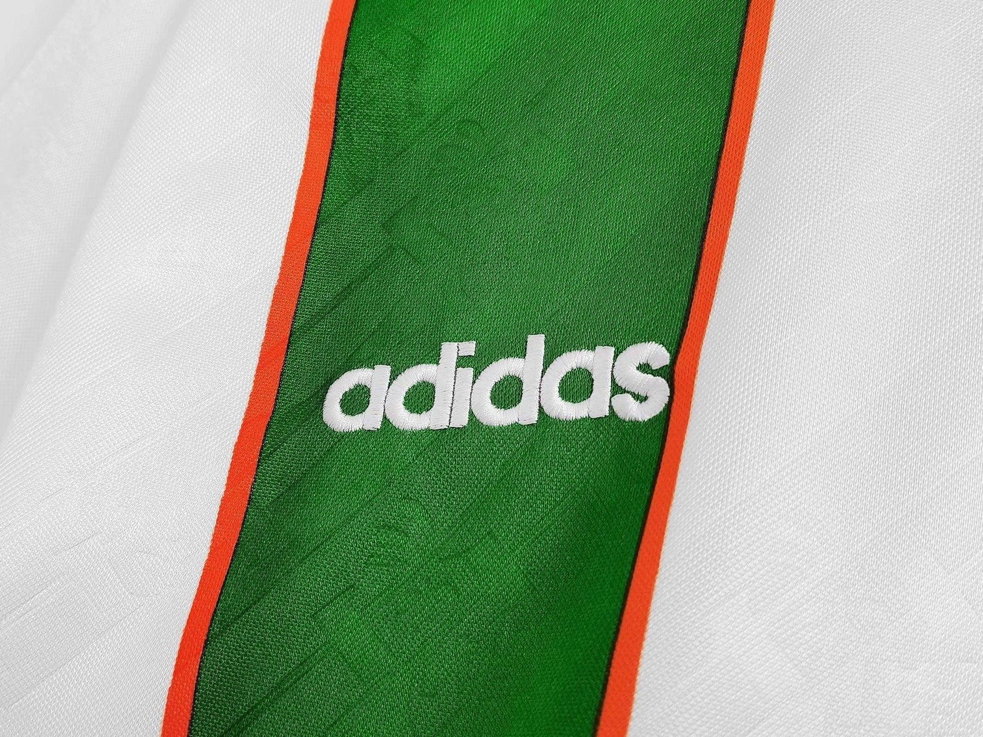 Ireland 1994-1995 Away Kit - JerseyLegacy