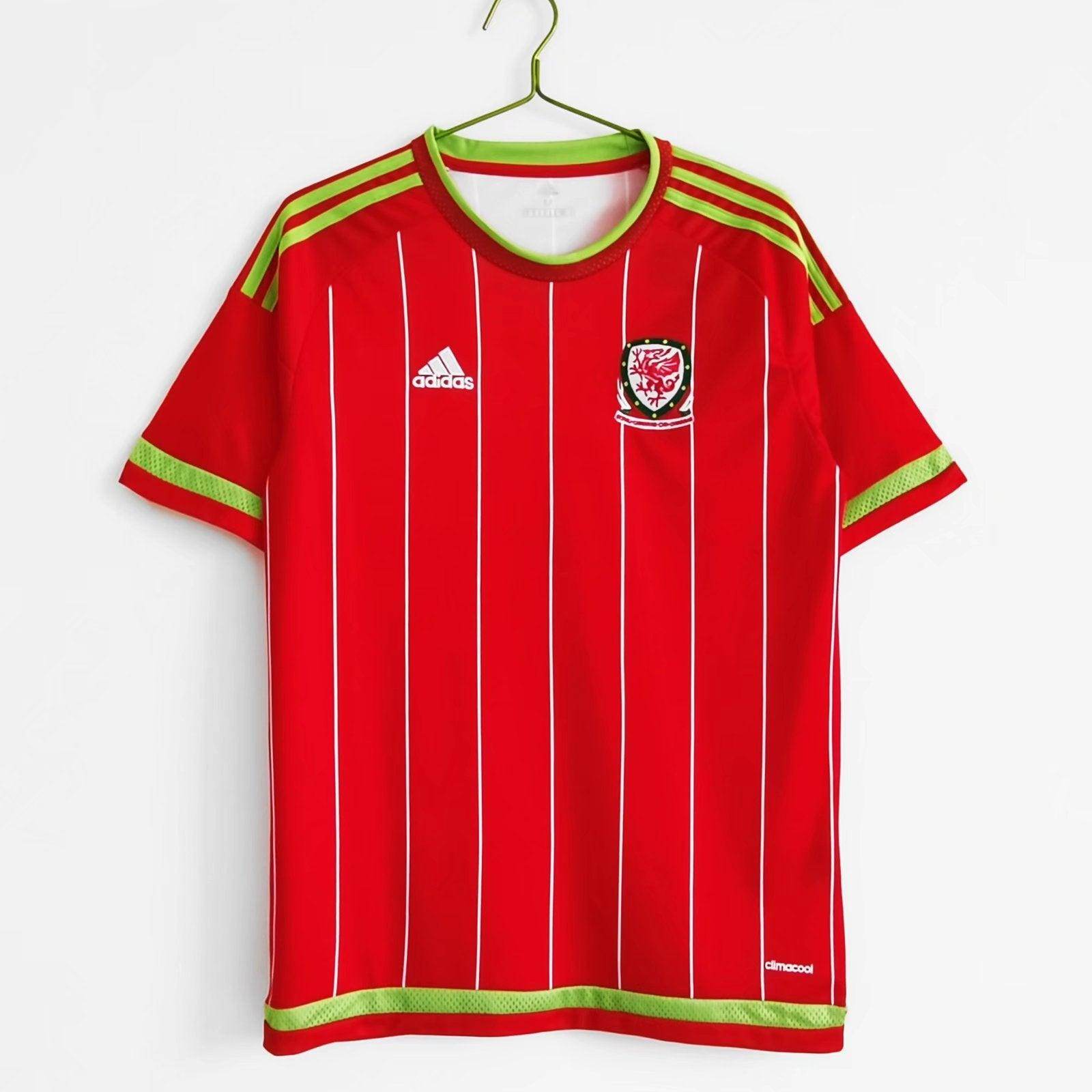 Wales 2015-2016 Home Kit - JerseyLegacy