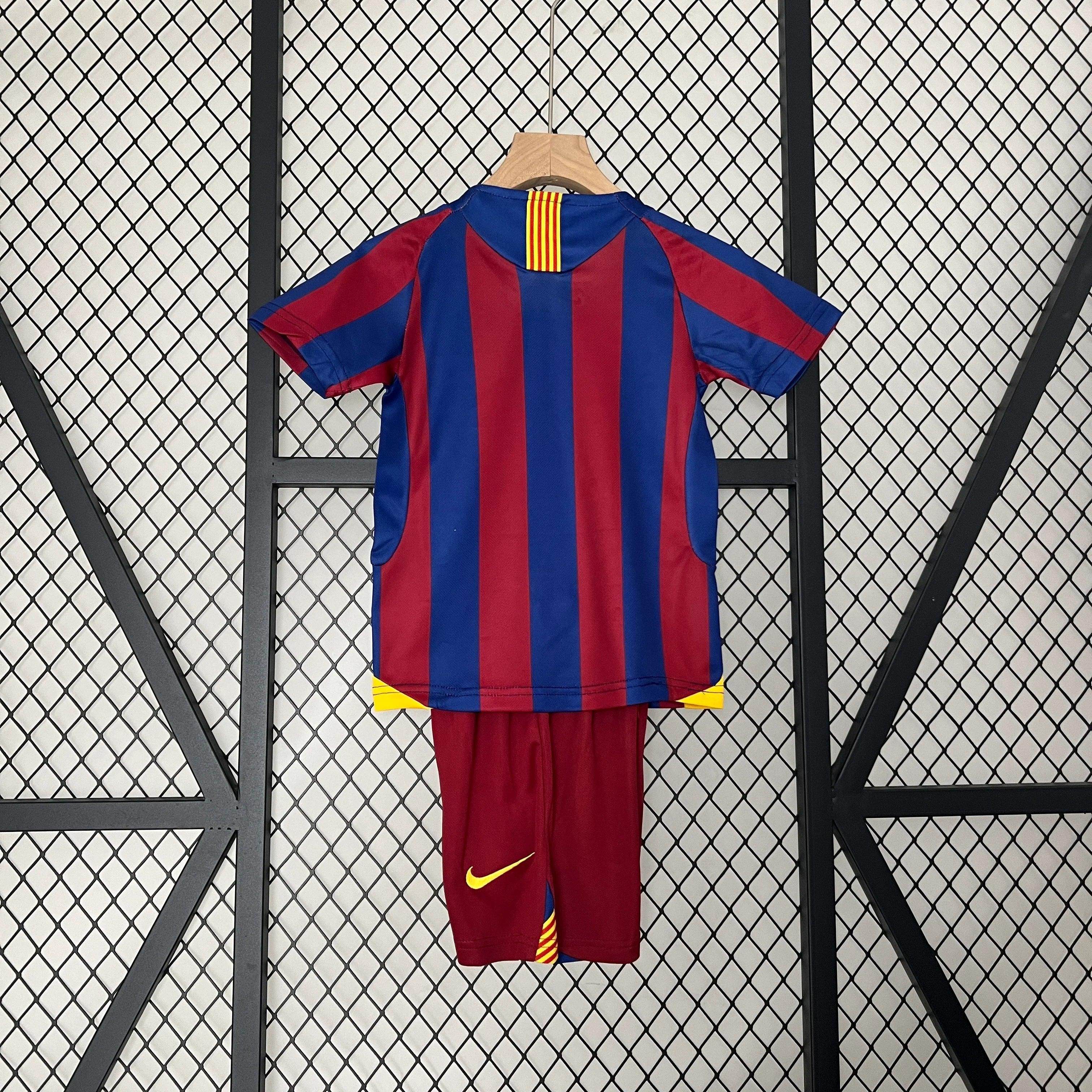 Barcelona 05/06 Home Jersey Kids - JerseyLegacy