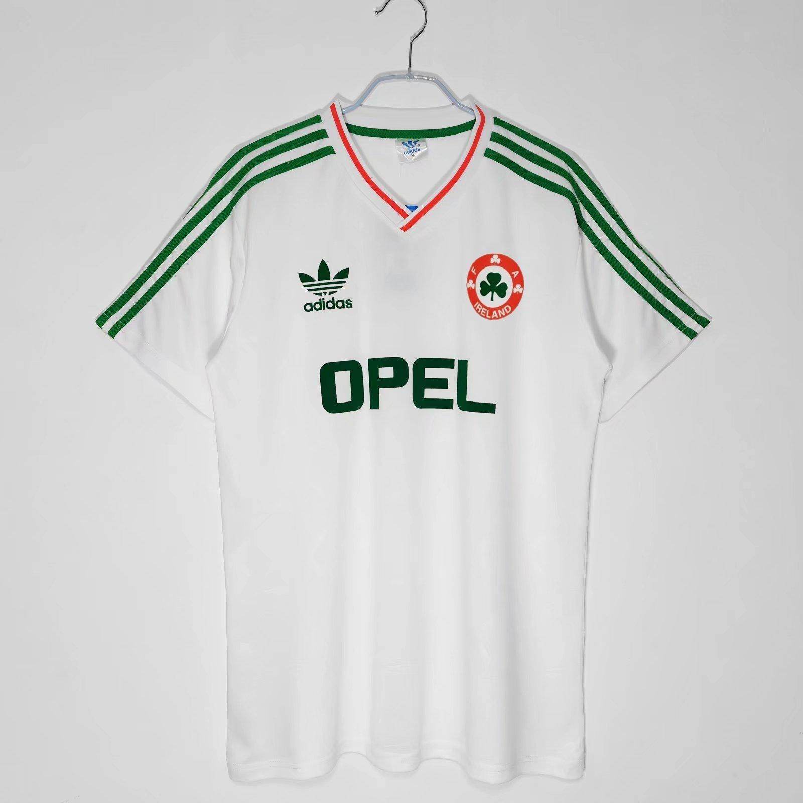 Ireland 1986-1988 Away Kit - JerseyLegacy